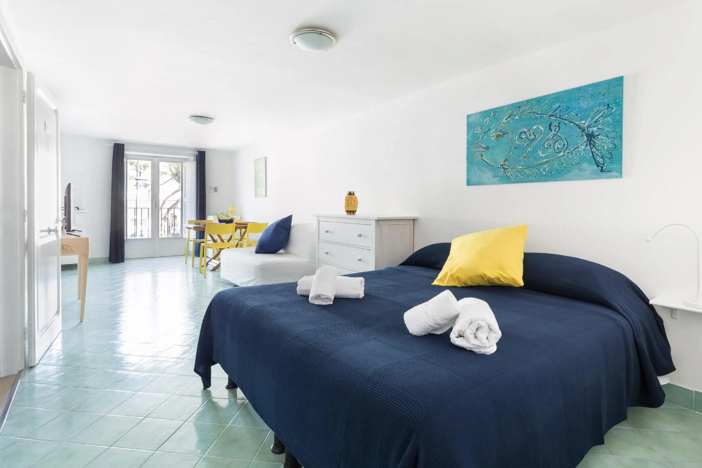 Photo of the whole room, Bed in La rosa dei venti