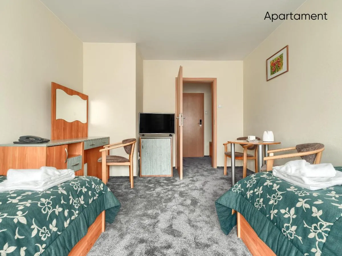 Photo of the whole room, Bed in Afrodyta Spa