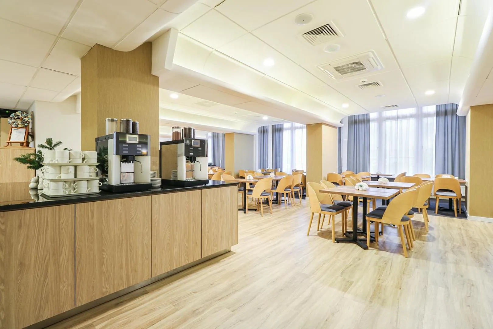 Restaurant/places to eat in Afrodyta Spa