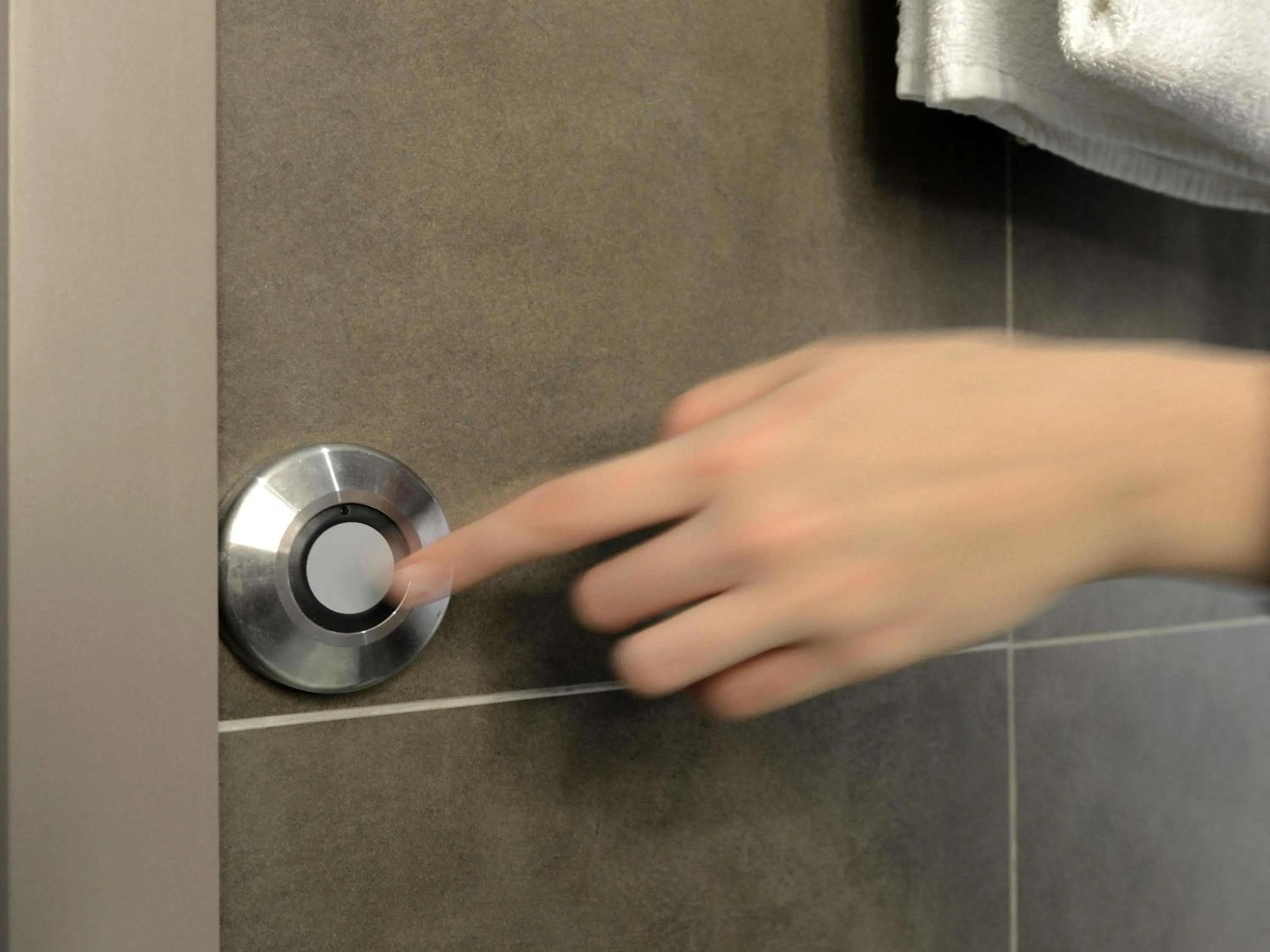 Bedroom in Novotel Avignon Centre