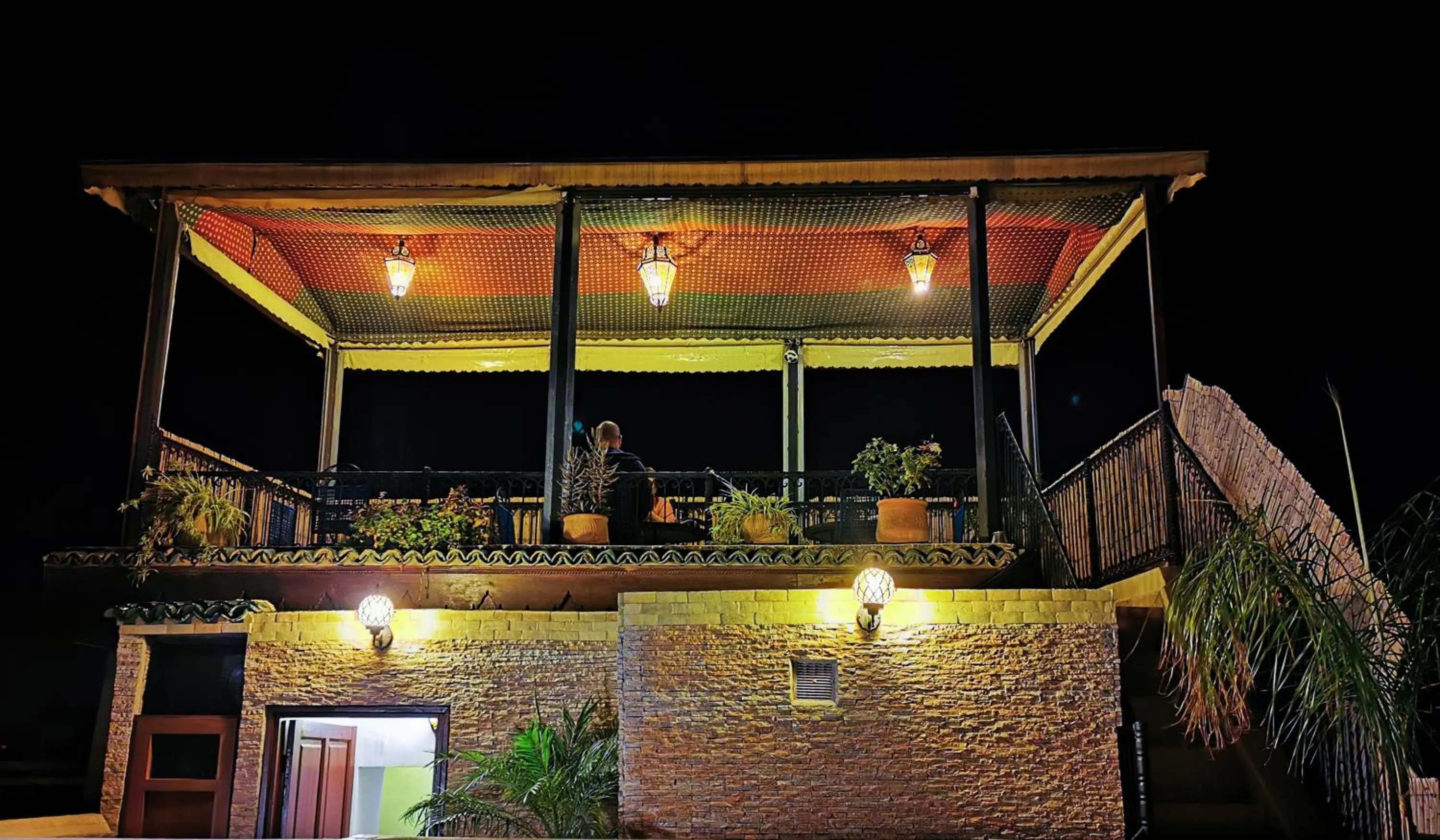 Property building in Riad Farah