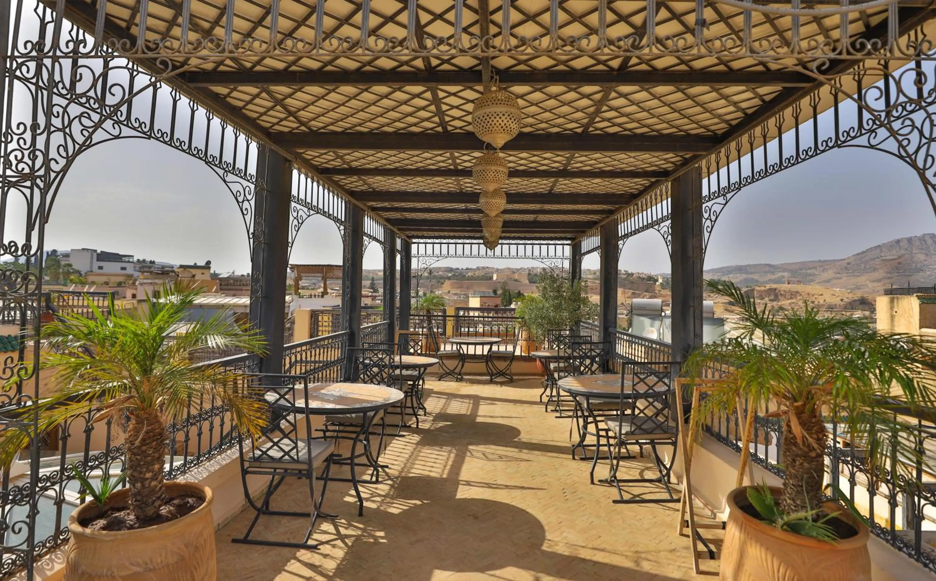 Restaurant/places to eat in Riad Layla