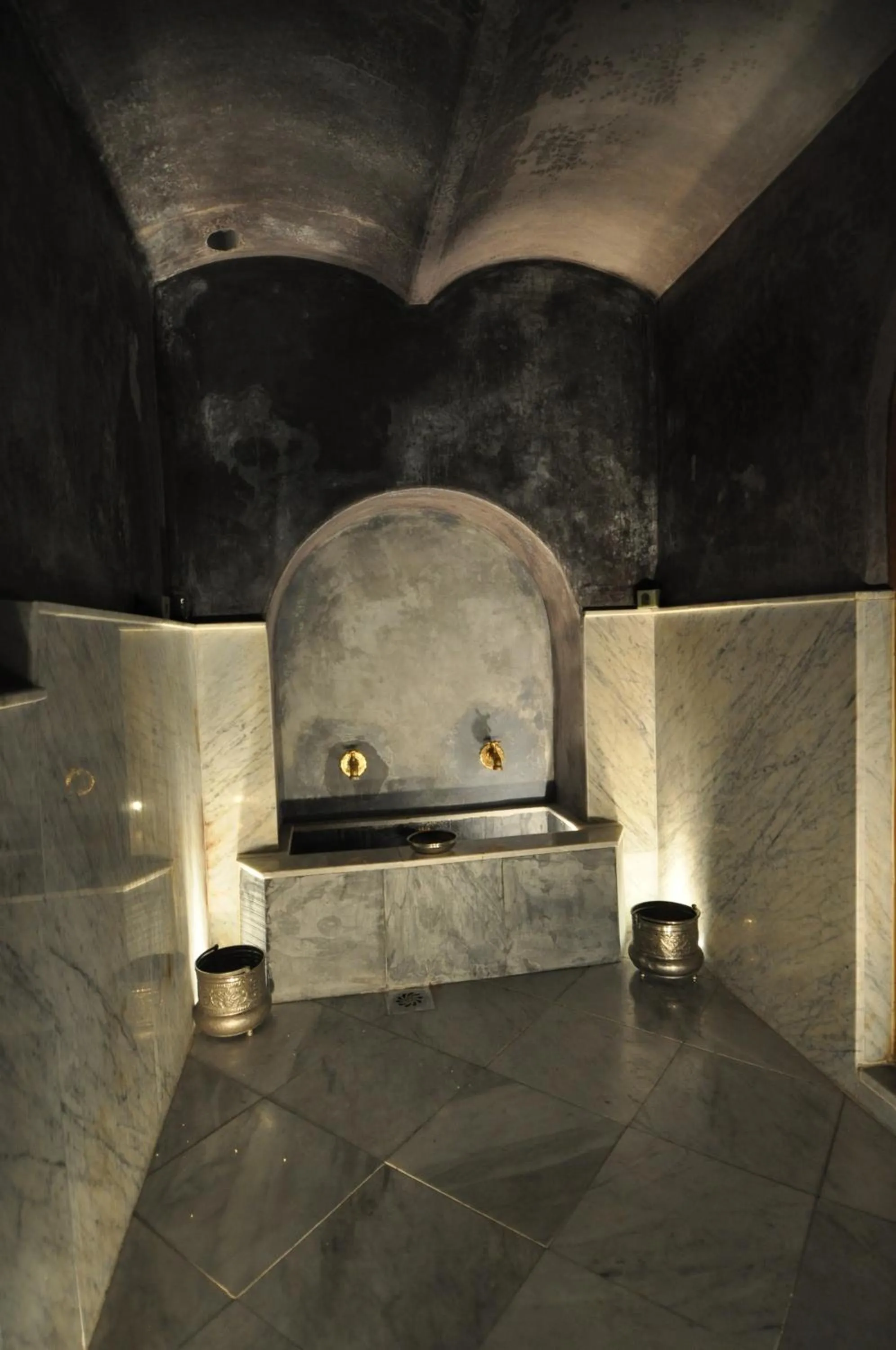 Steam room in Riad Layla