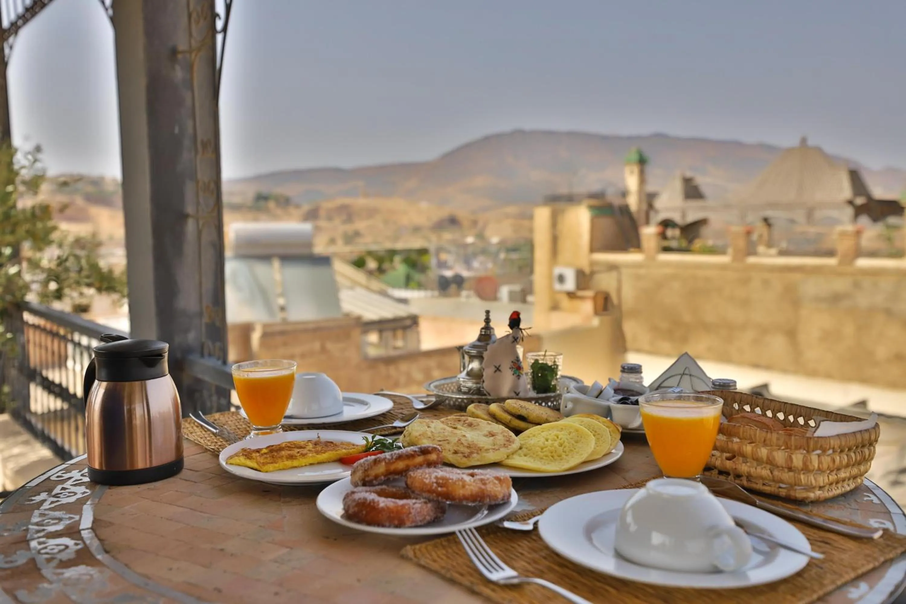 Restaurant/places to eat in Riad Layla