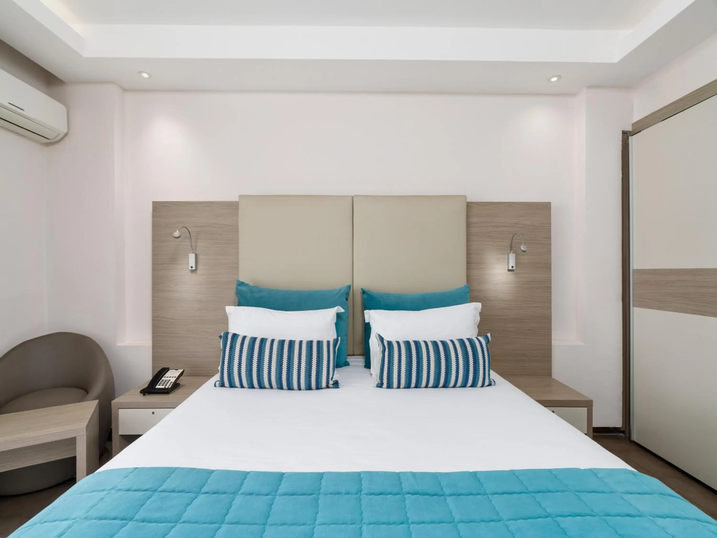 Bed in Amadil Ocean Club Bed in Amadil Ocean Club