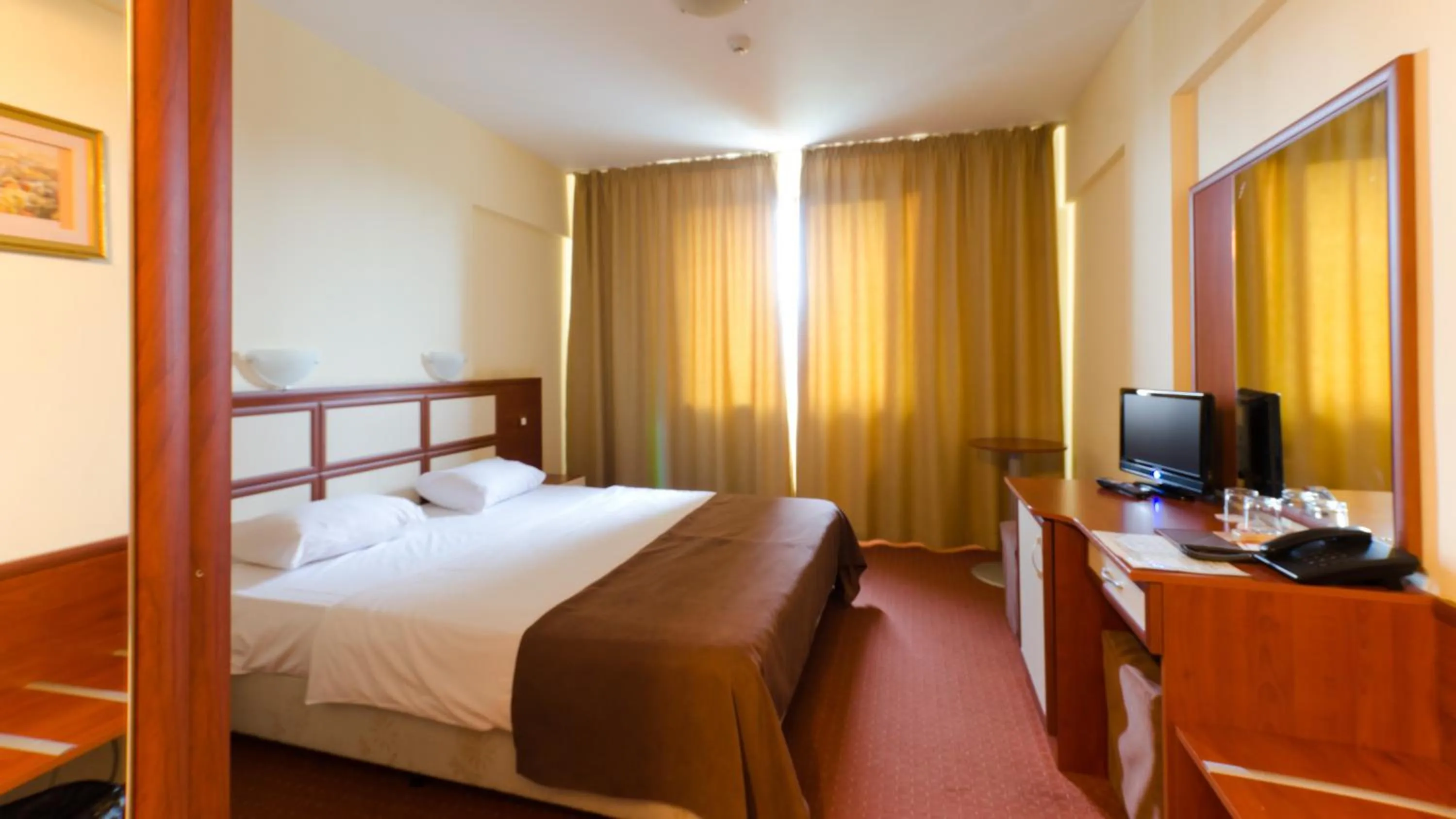 Photo of the whole room, Bed in Nadejda Hotel