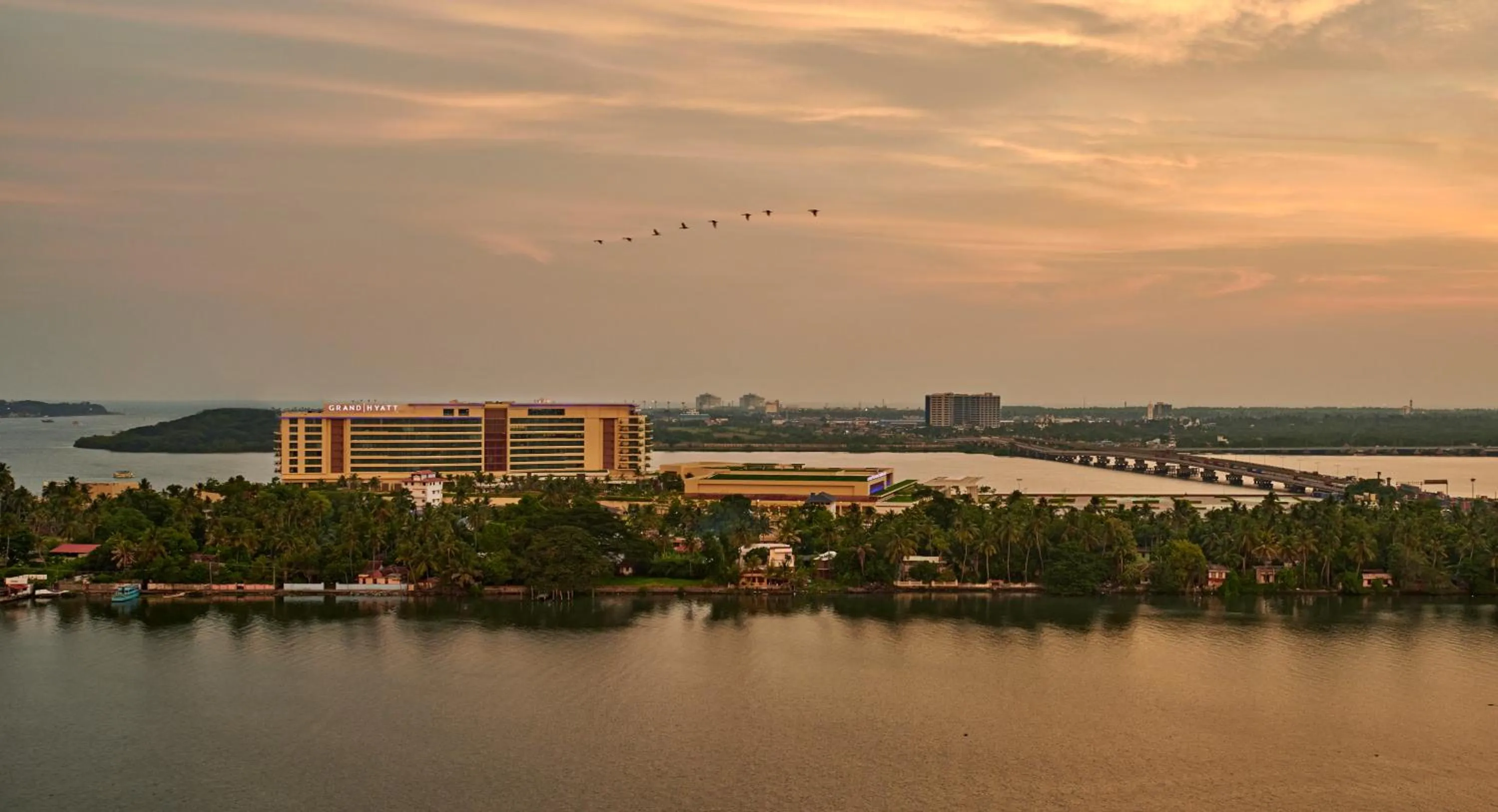 Lake view in Grand Hyatt Kochi Bolgatty