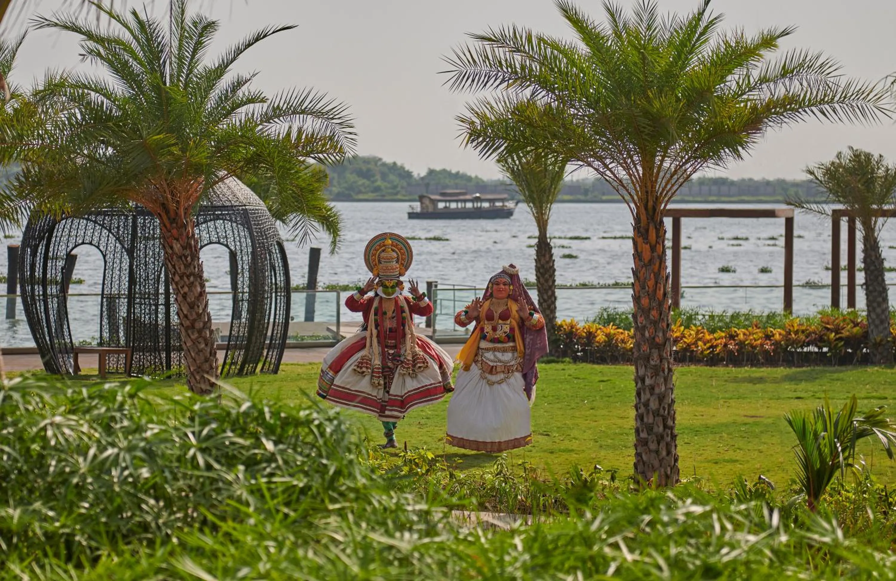 Garden in Grand Hyatt Kochi Bolgatty
