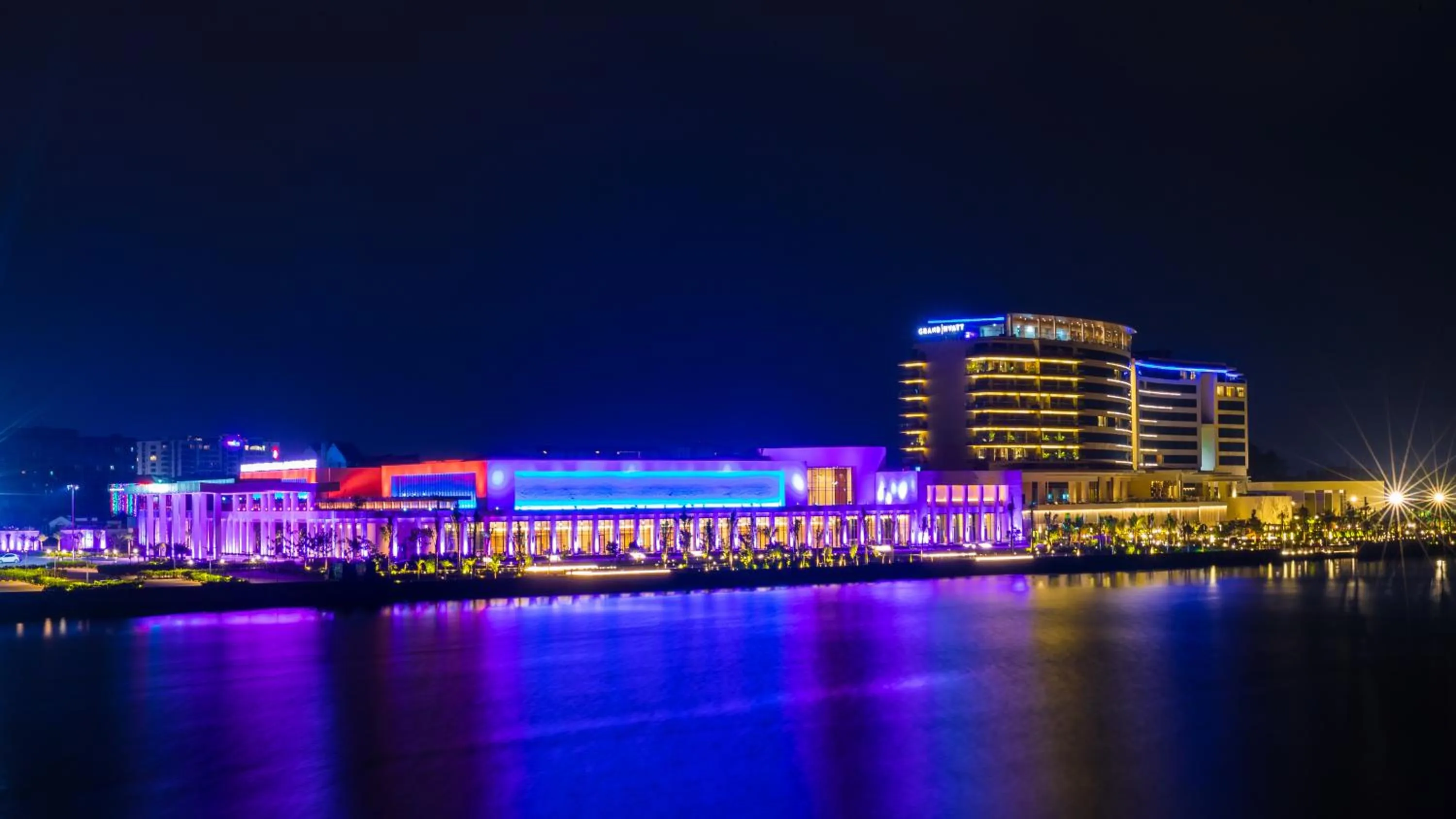 Property building in Grand Hyatt Kochi Bolgatty