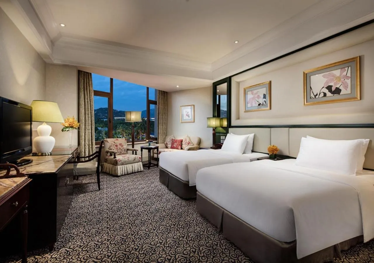 Photo of the whole room, Bed in Seaview Resort Xiamen