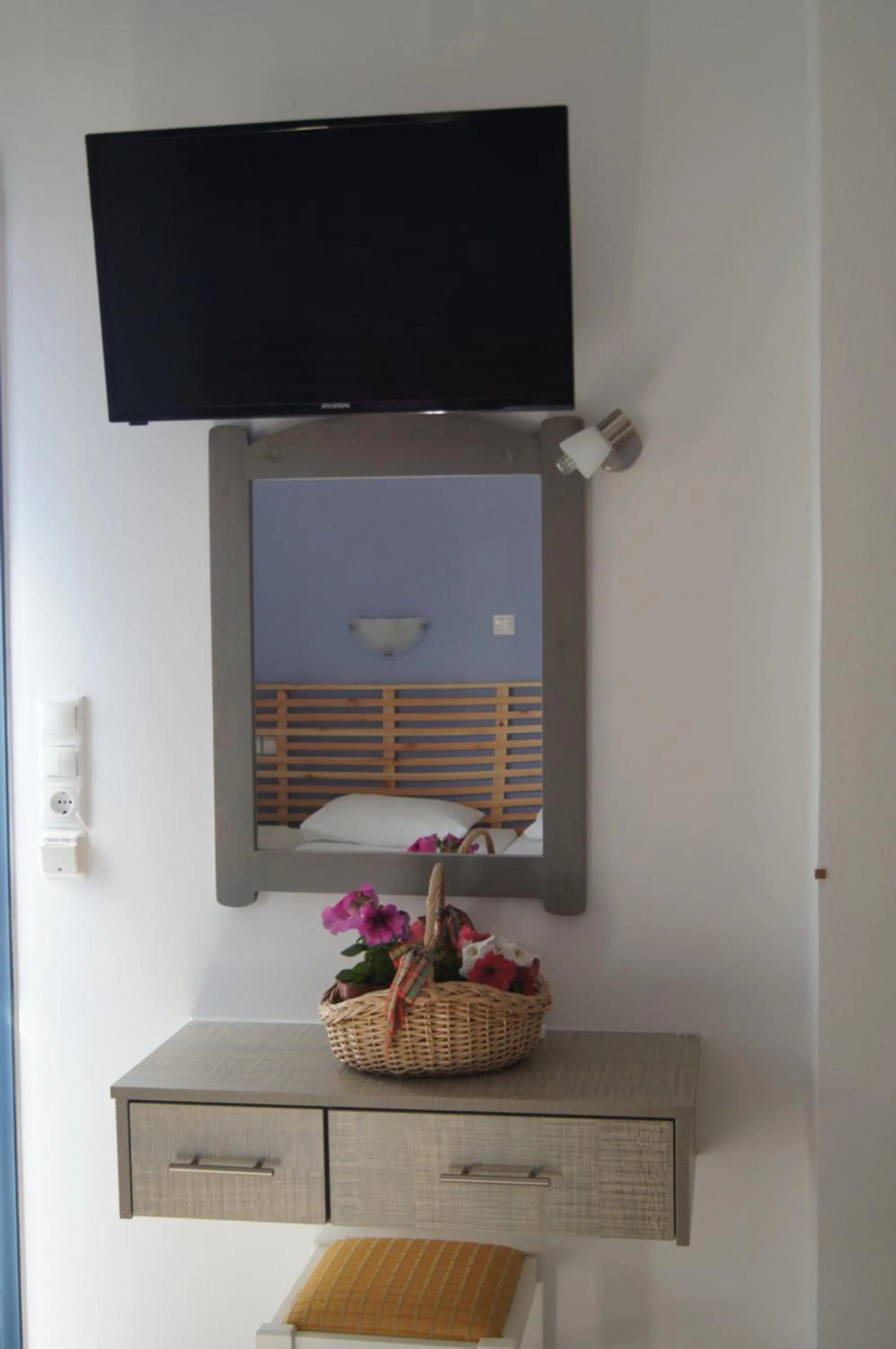 TV and multimedia in Gio-Ma