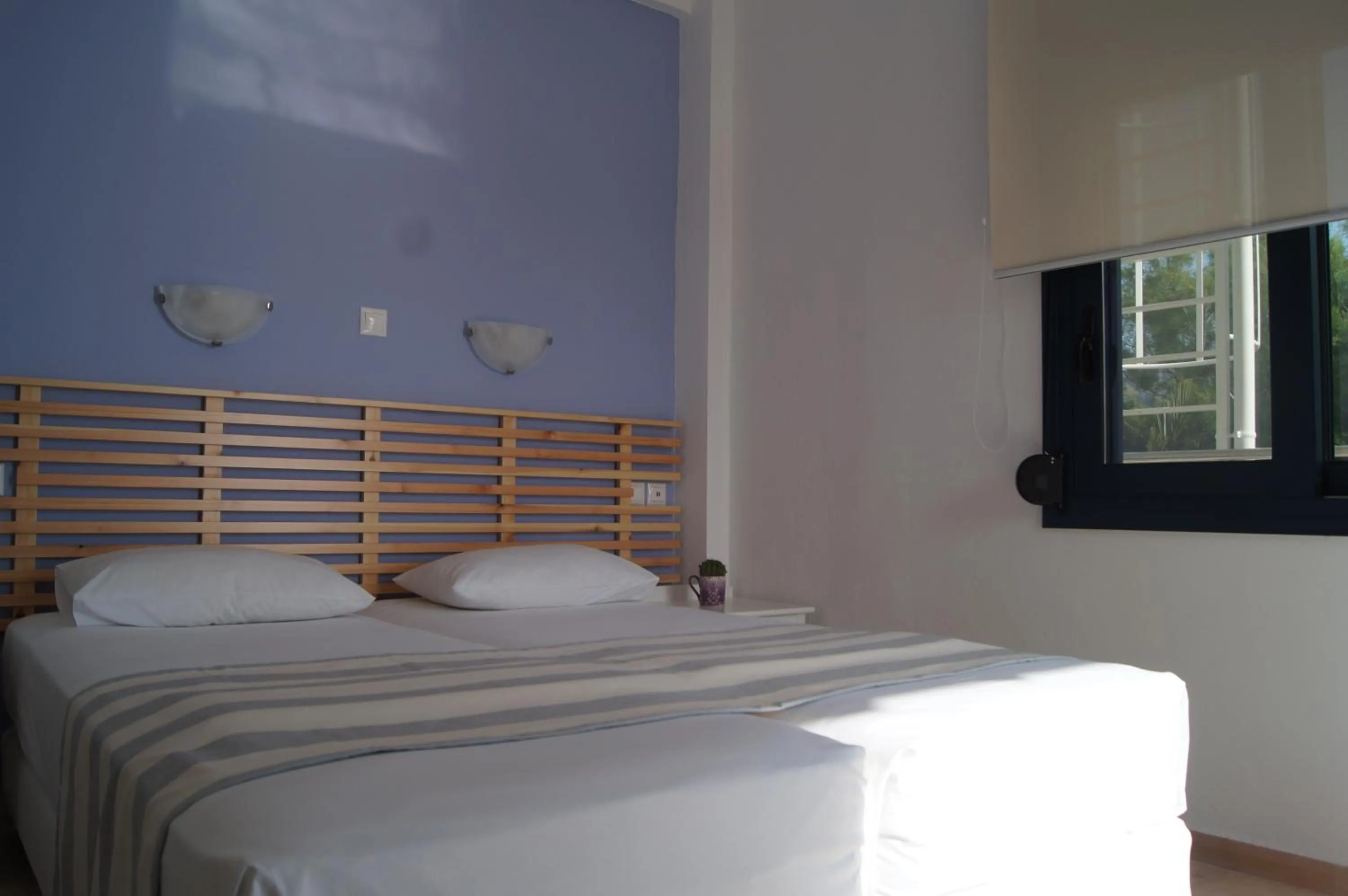 Bedroom, Bed in Gio-Ma