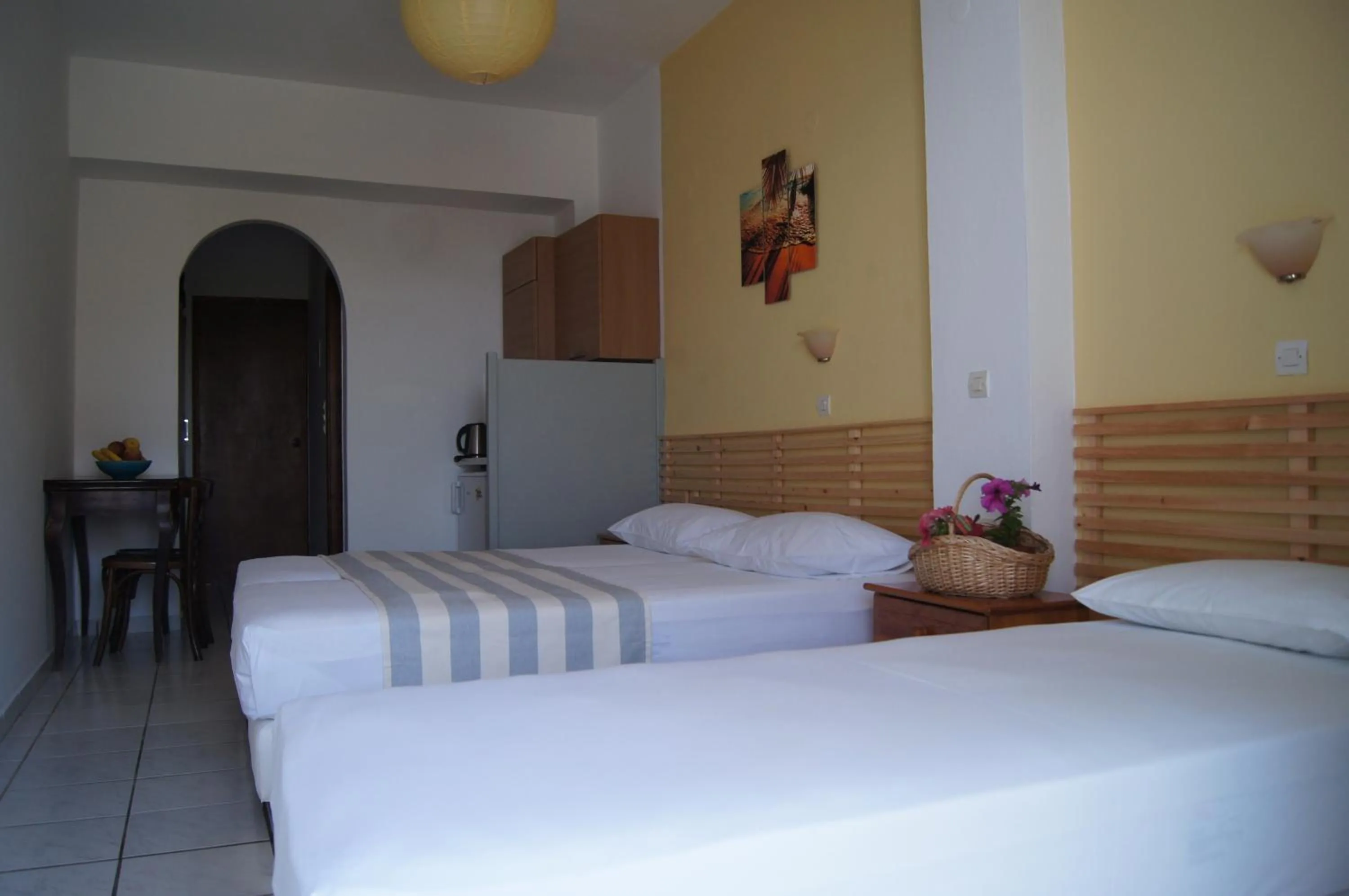Bedroom, Bed in Gio-Ma
