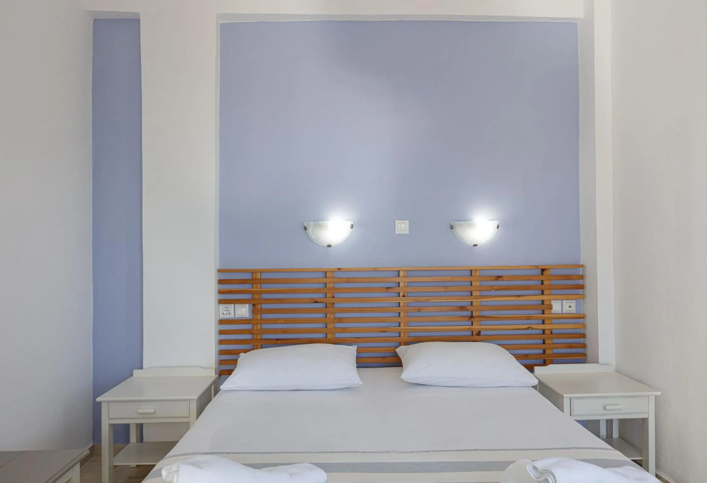 Bedroom, Bed in Gio-Ma