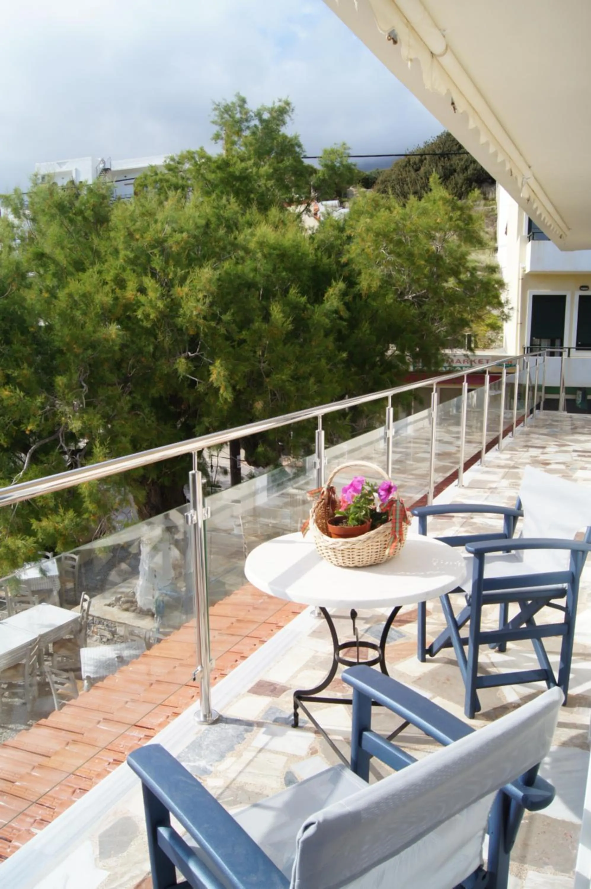 Balcony/Terrace in Gio-Ma