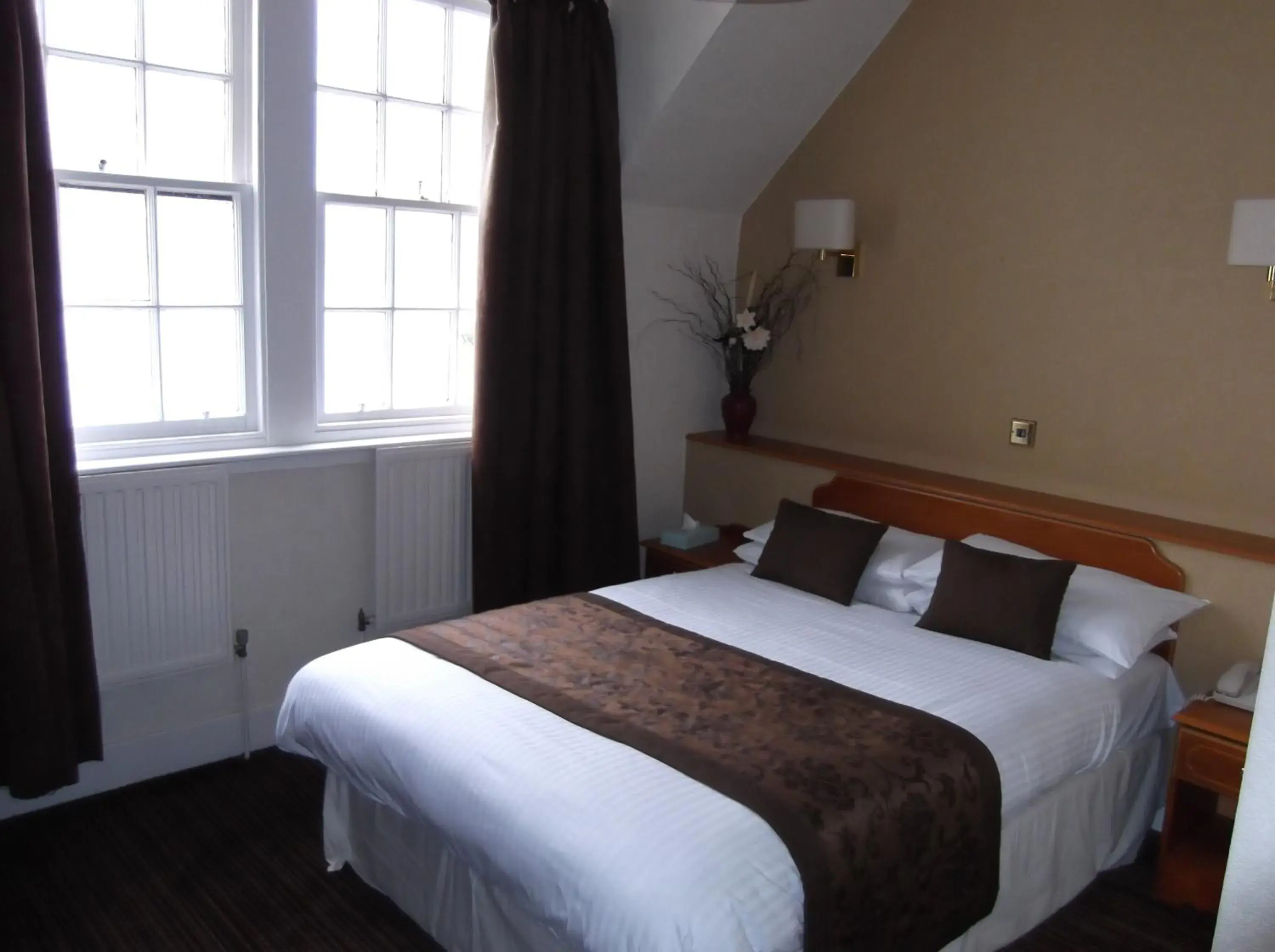 Bed in Arrochar Hotel 'A Bespoke Hotel' Bed in Arrochar Hotel 'A Bespoke Hotel'