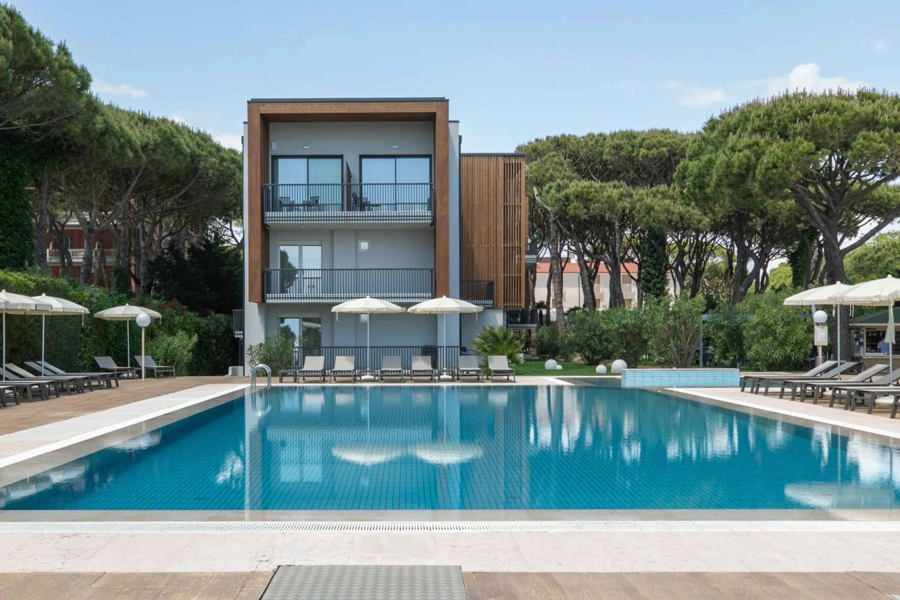 Property building in Hotel Gallia & Resort