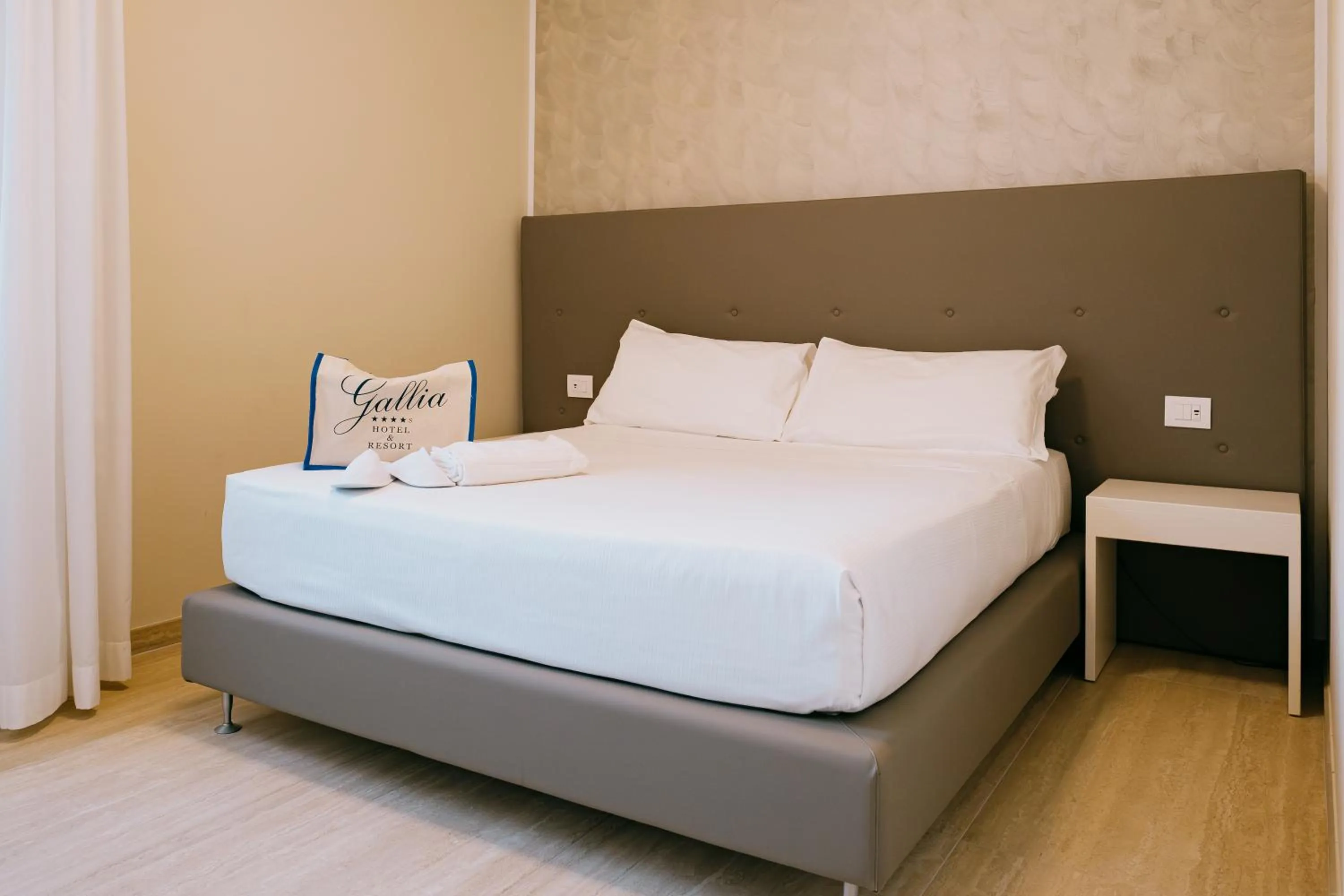 Bed in Hotel Gallia & Resort