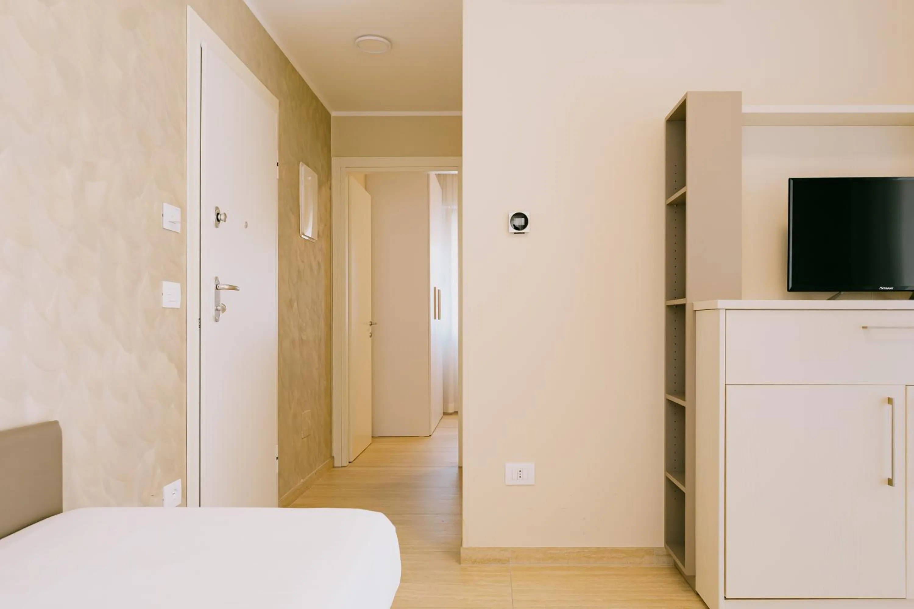 Photo of the whole room, Bed in Hotel Gallia & Resort