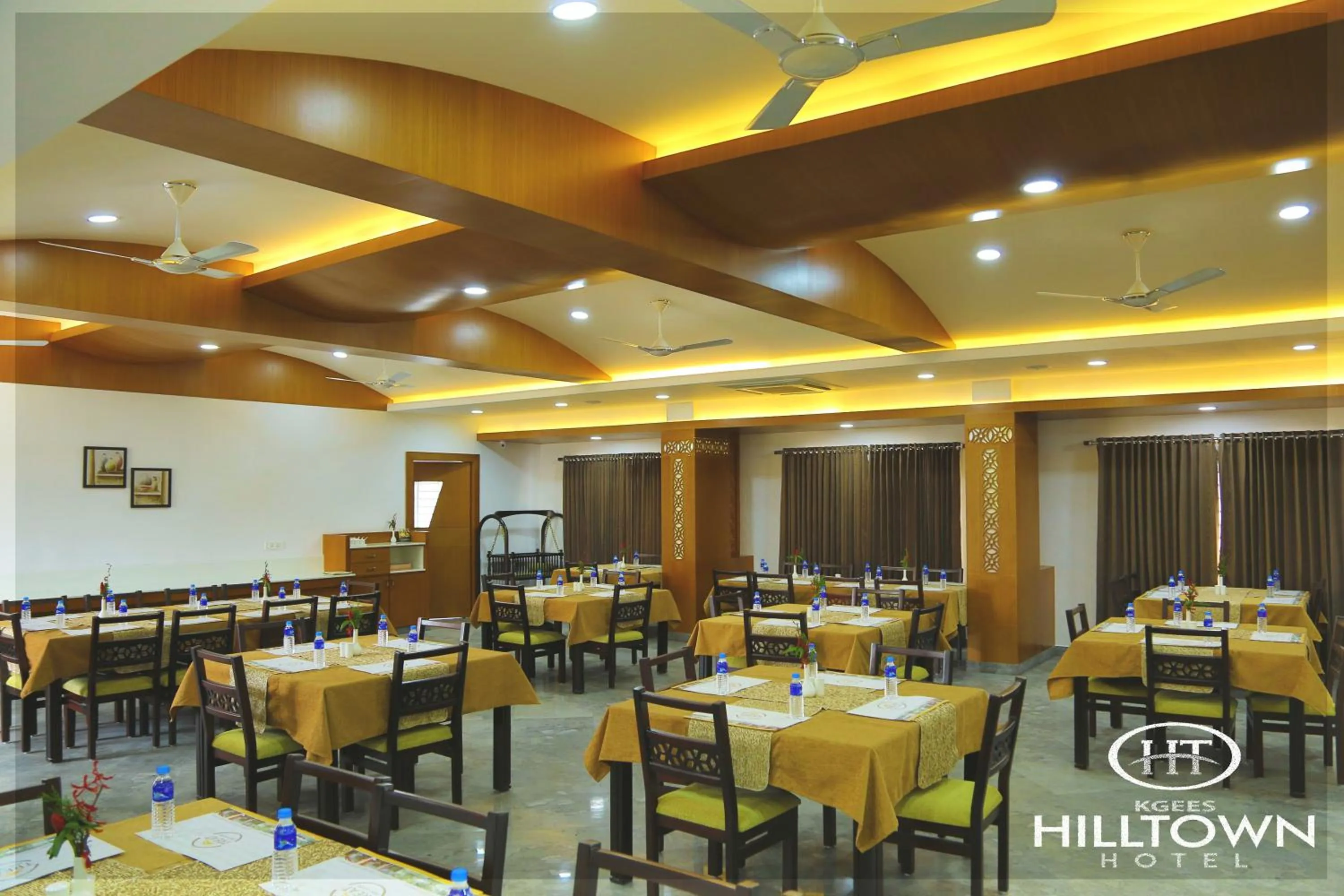 Restaurant/places to eat in Kgees - Hill Town Hotel