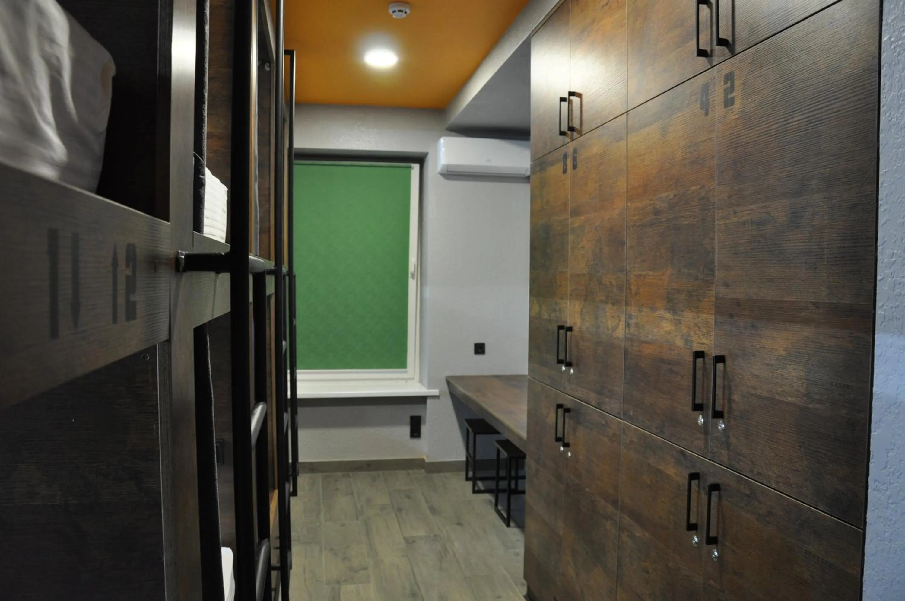 Photo of the whole room in FULL HOUSE capsule hostel