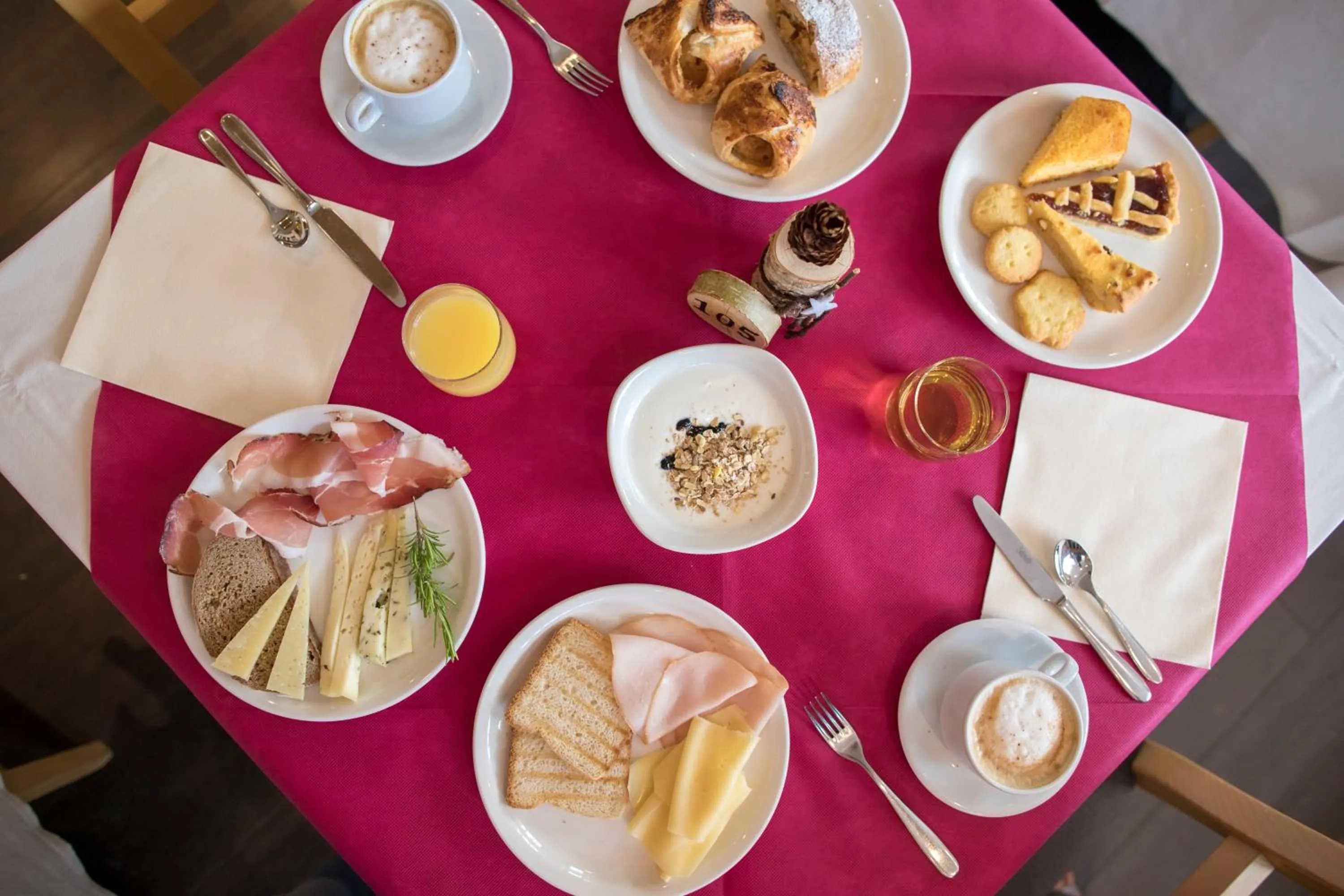 Breakfast in Hotel Luna Bianca Folgaria