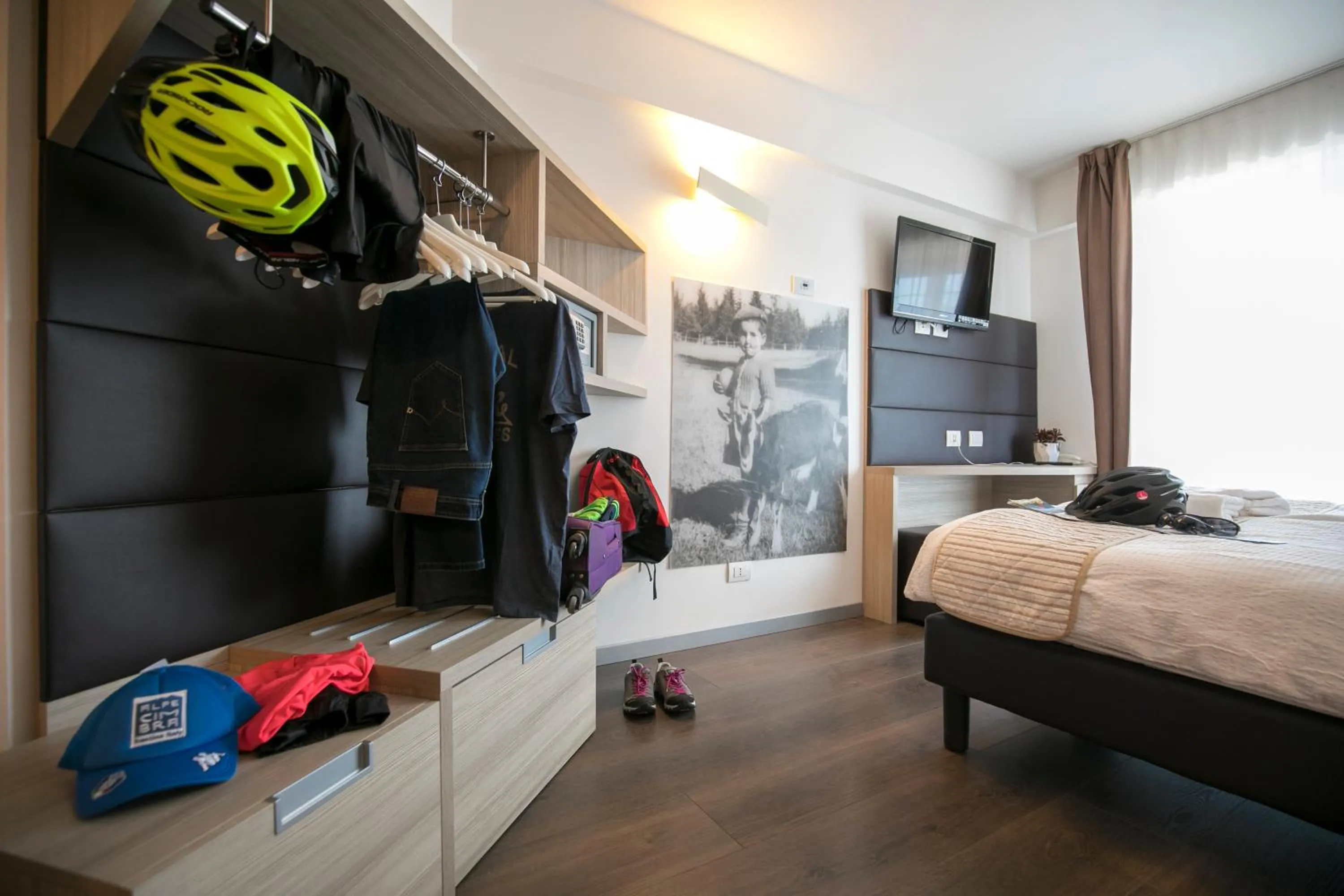 Photo of the whole room, Bed in Hotel Luna Bianca Folgaria