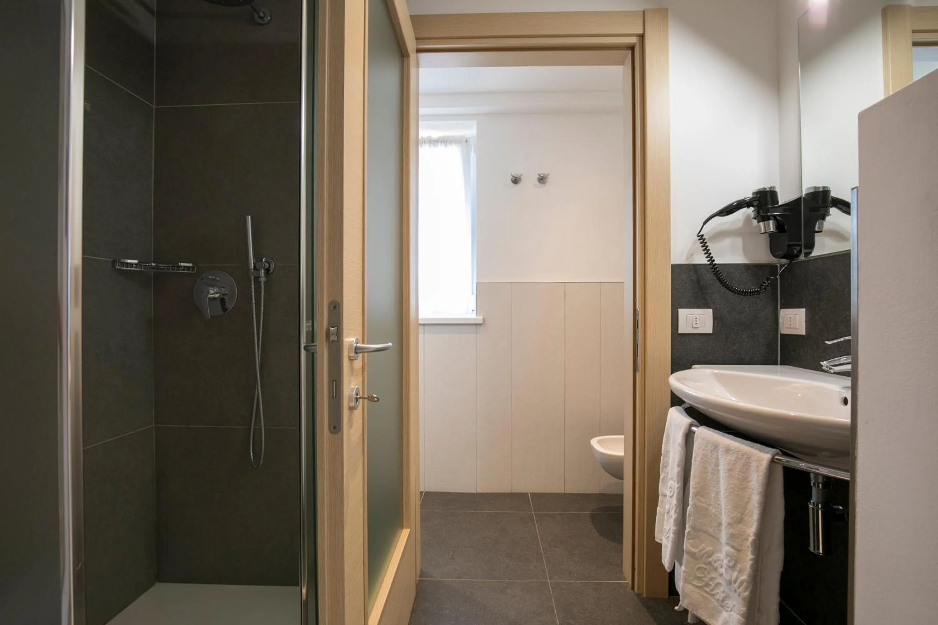 Bathroom in Hotel Luna Bianca Folgaria