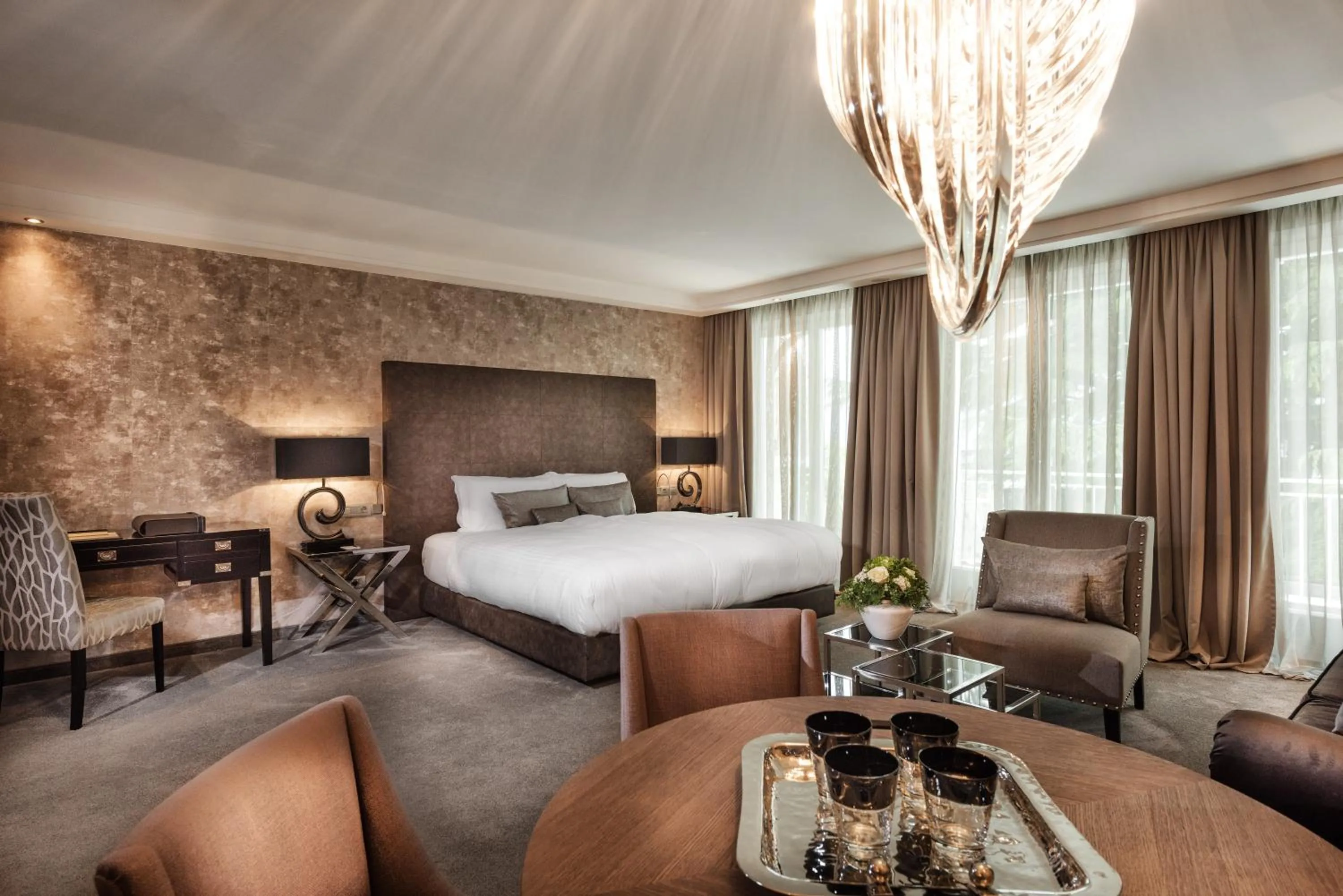 Photo of the whole room, Bed in Villa Eden a member of Leading Hotels of the World