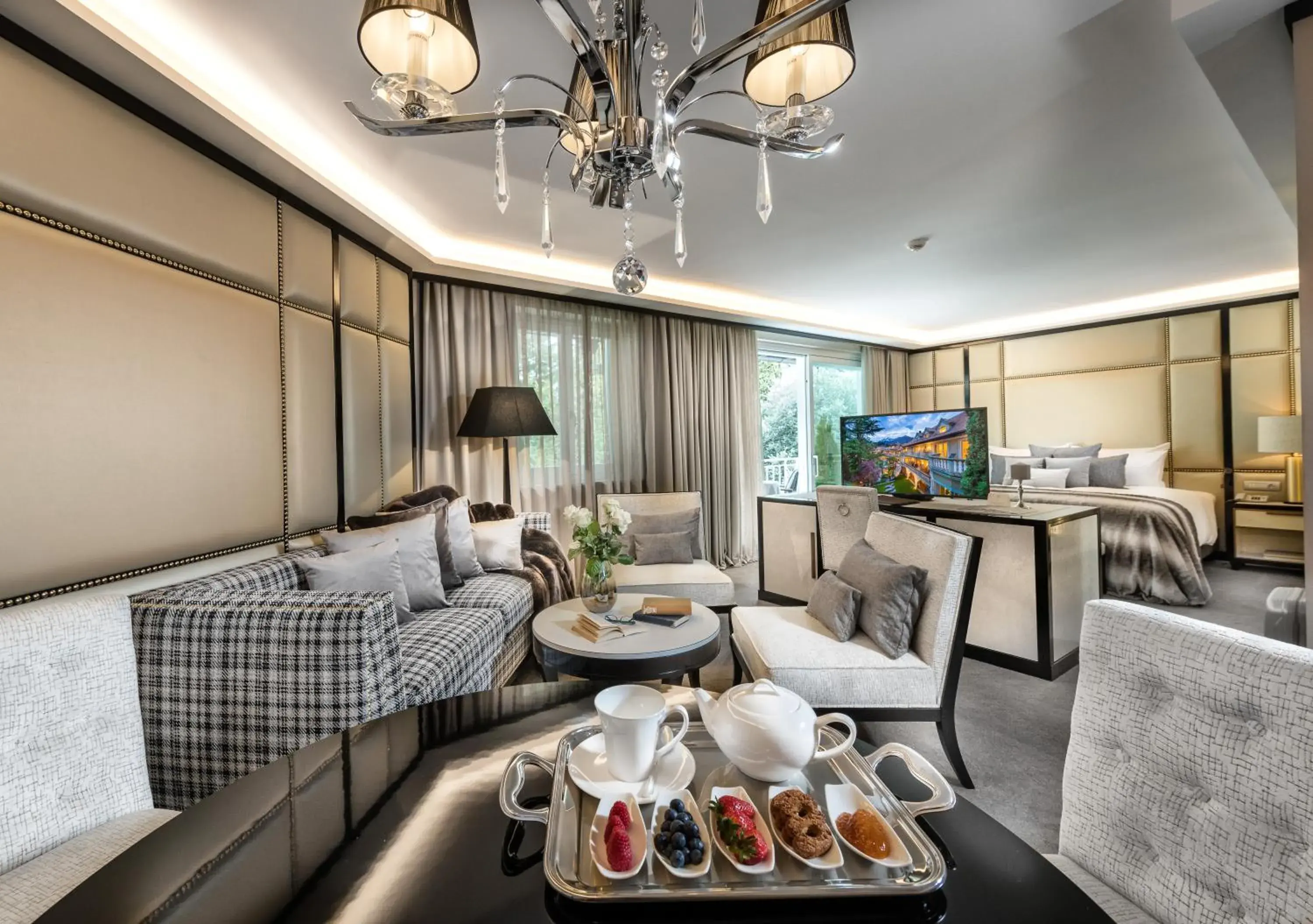 Deluxe Suite - single occupancy in Villa Eden a member of Leading Hotels of the World Deluxe Suite - single occupancy in Villa Eden a member of Leading Hotels of the World