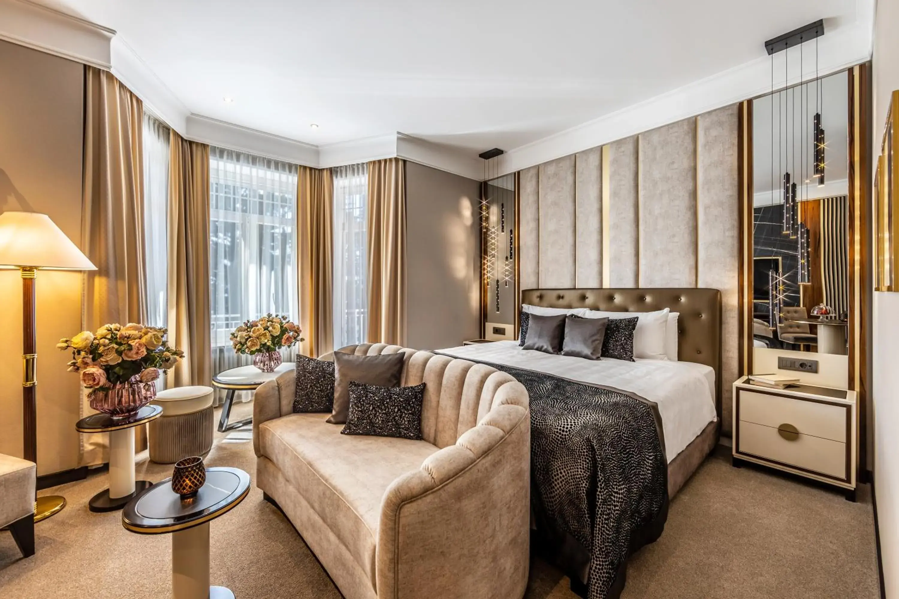 Bedroom, Bed in Villa Eden a member of Leading Hotels of the World Bedroom, Bed in Villa Eden a member of Leading Hotels of the World