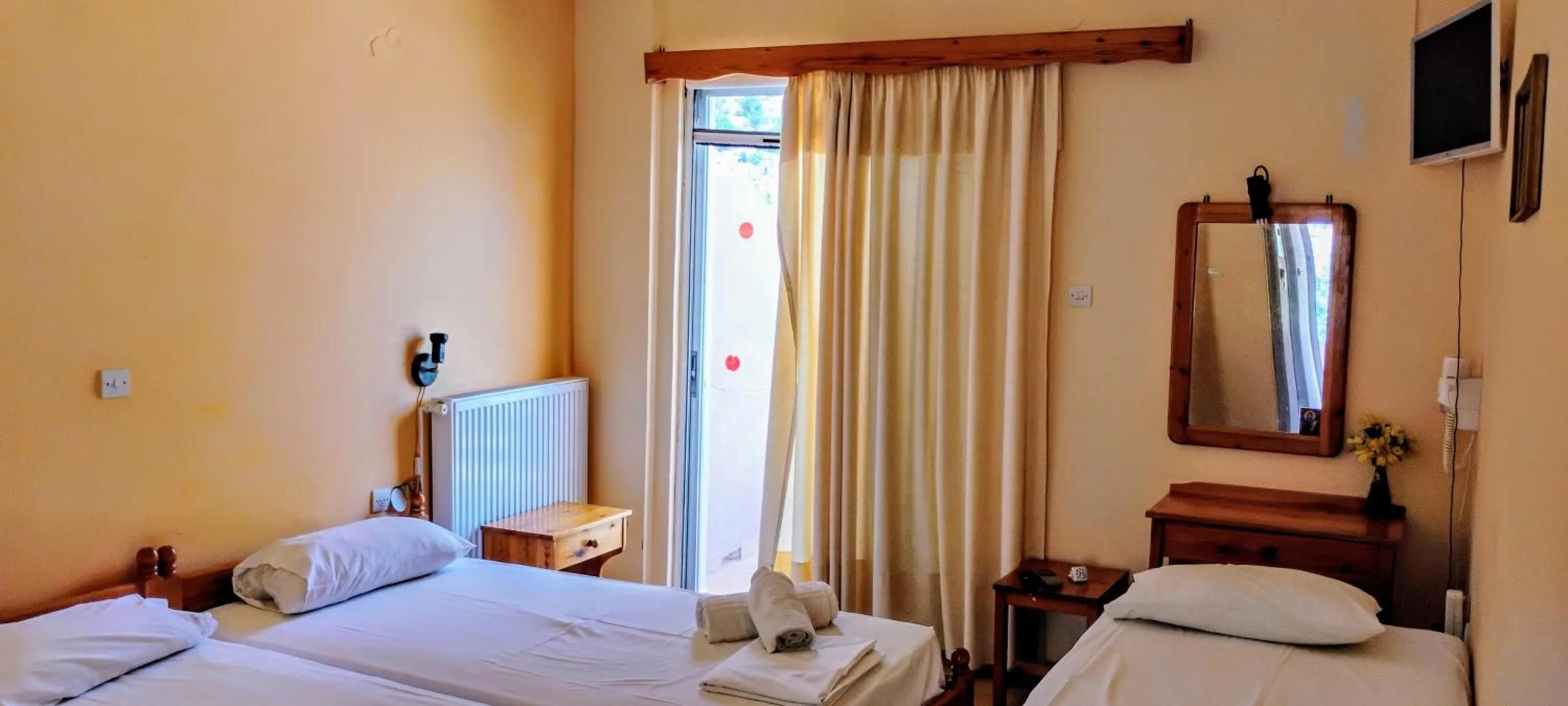 Bed in Hotel Galaxias