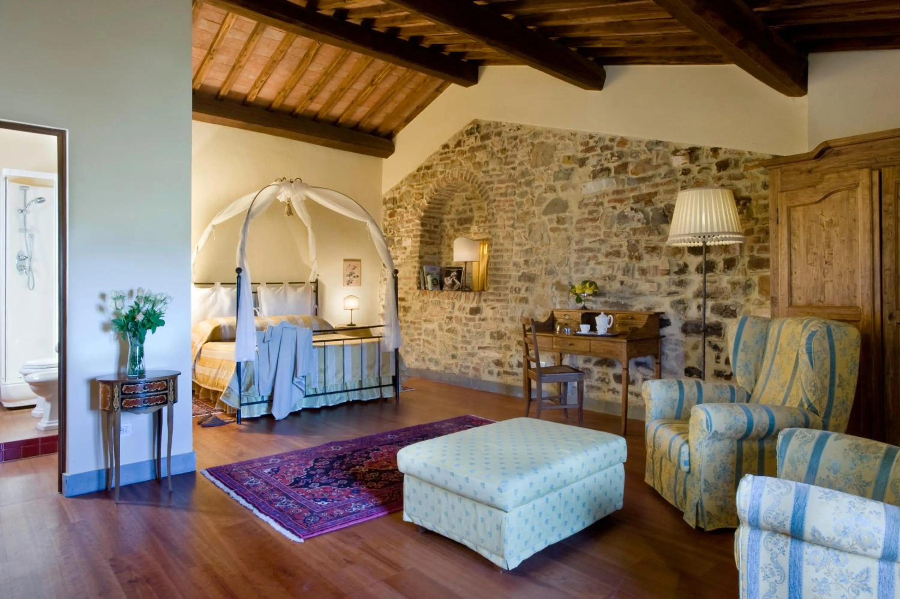 Photo of the whole room in Tenuta Sant'Ilario