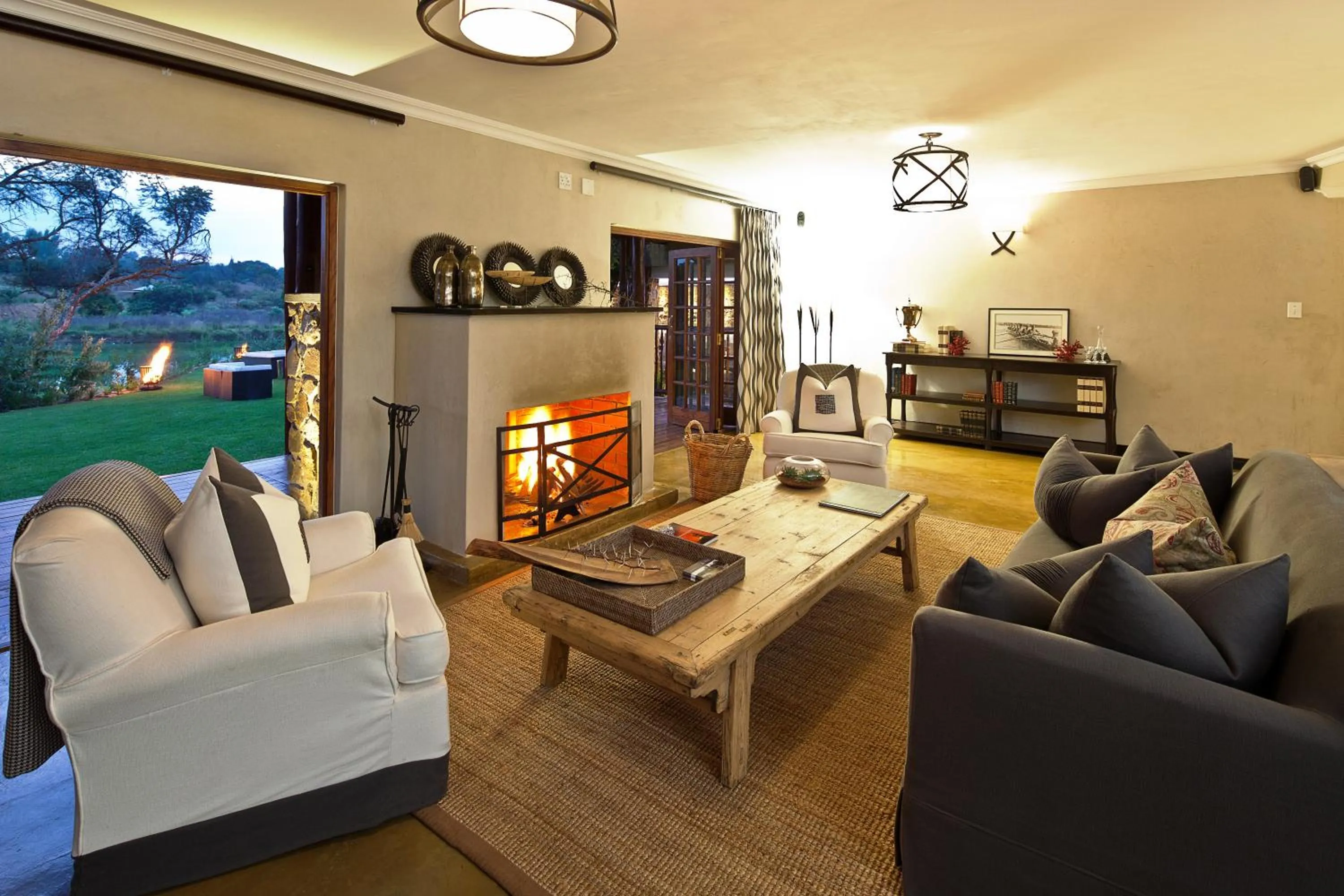 Facade/entrance in The Blades