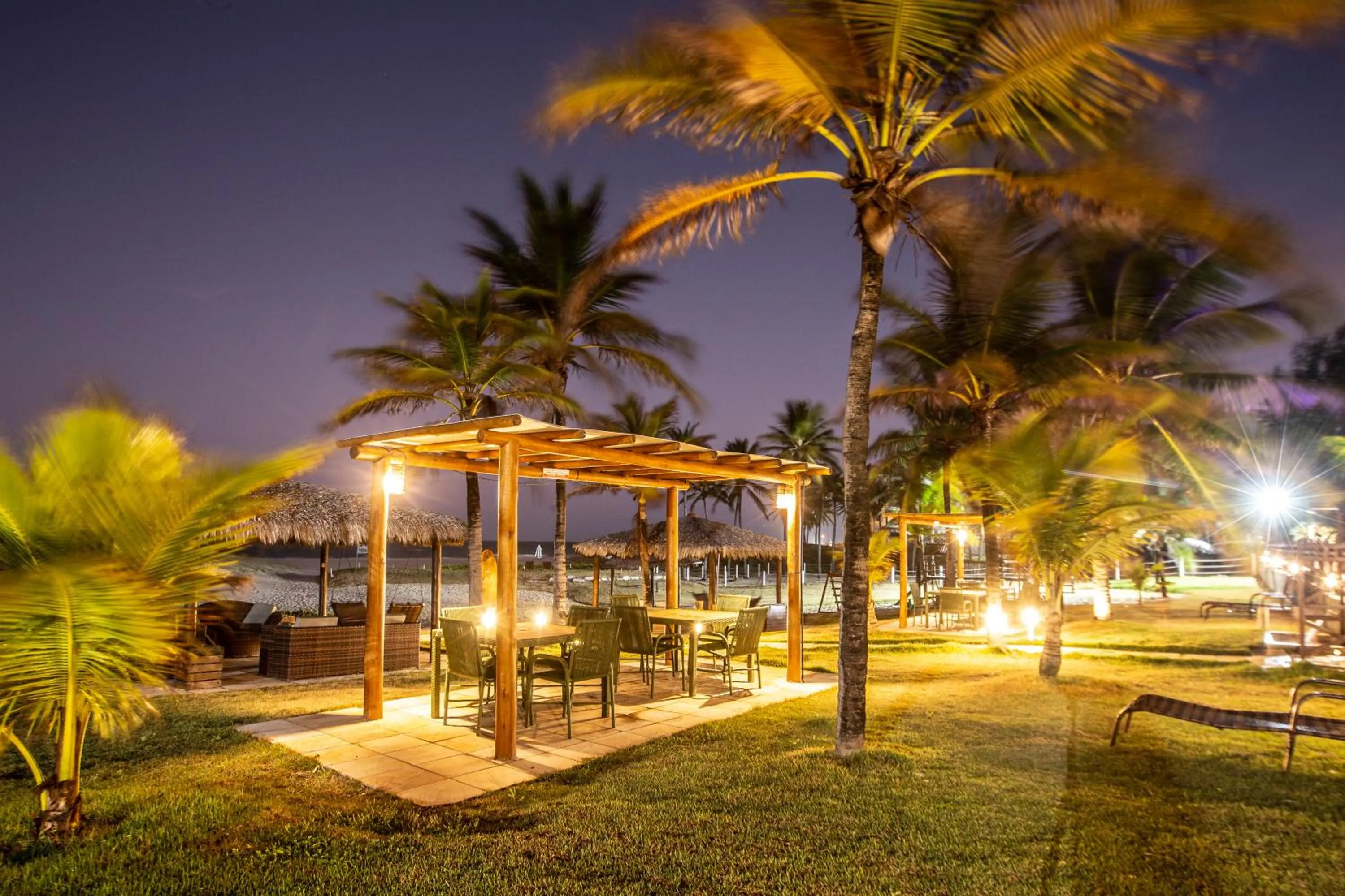 Garden in Atlantic Palace Family inn