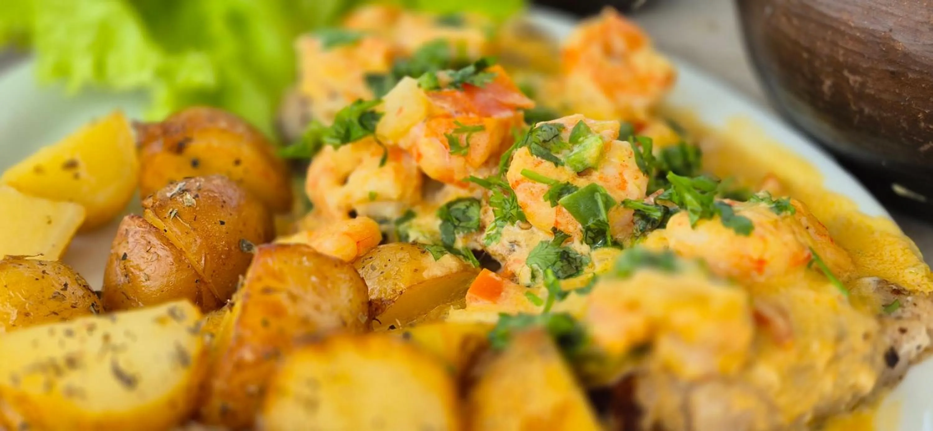 Restaurant/places to eat in Atlantic Palace Family inn