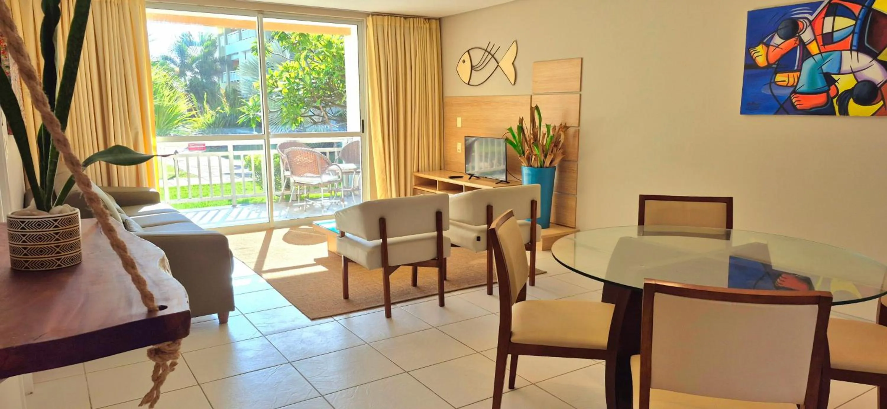 Seating area in Atlantic Palace Family inn