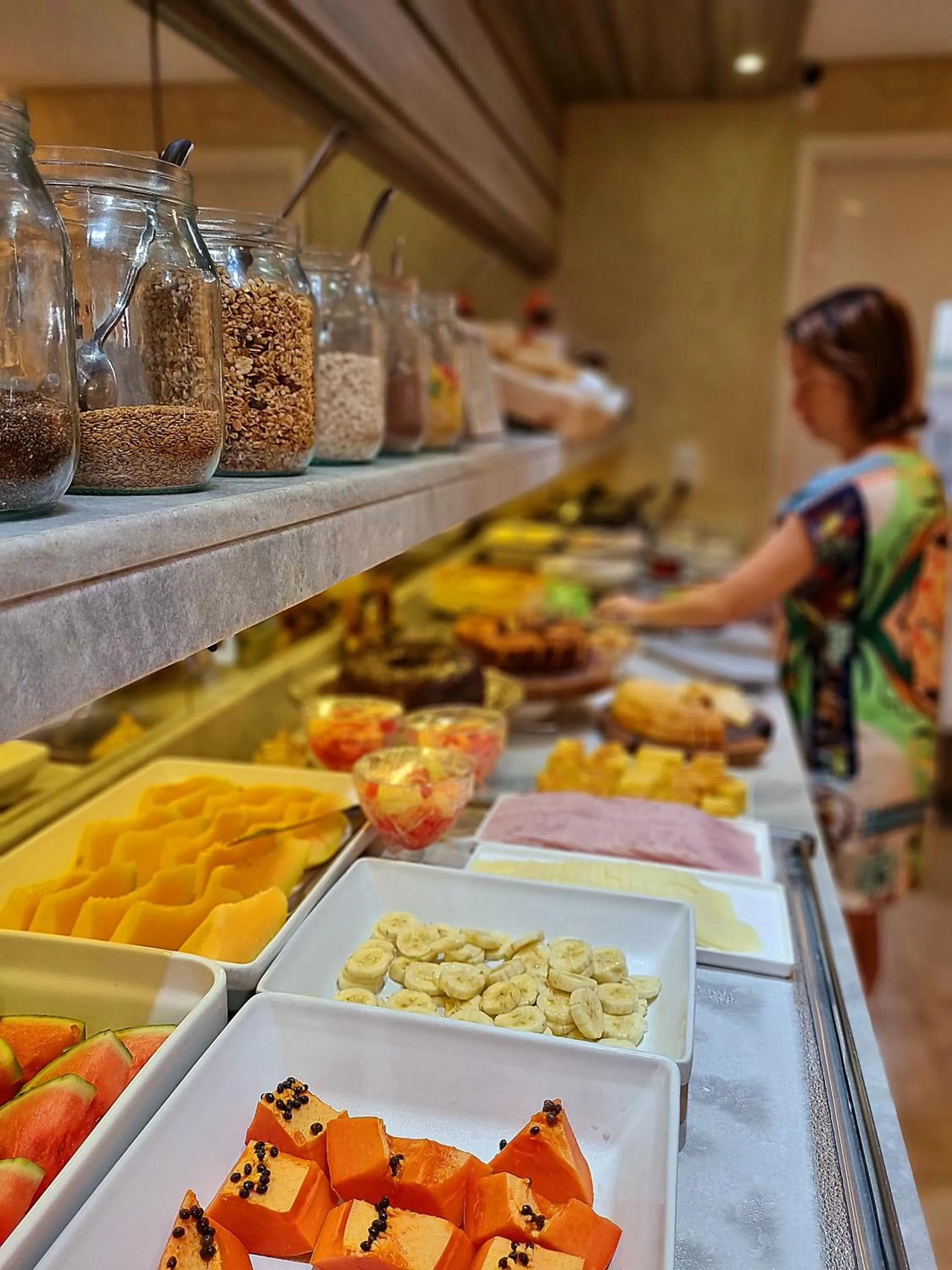 Breakfast in Atlantic Palace Family inn