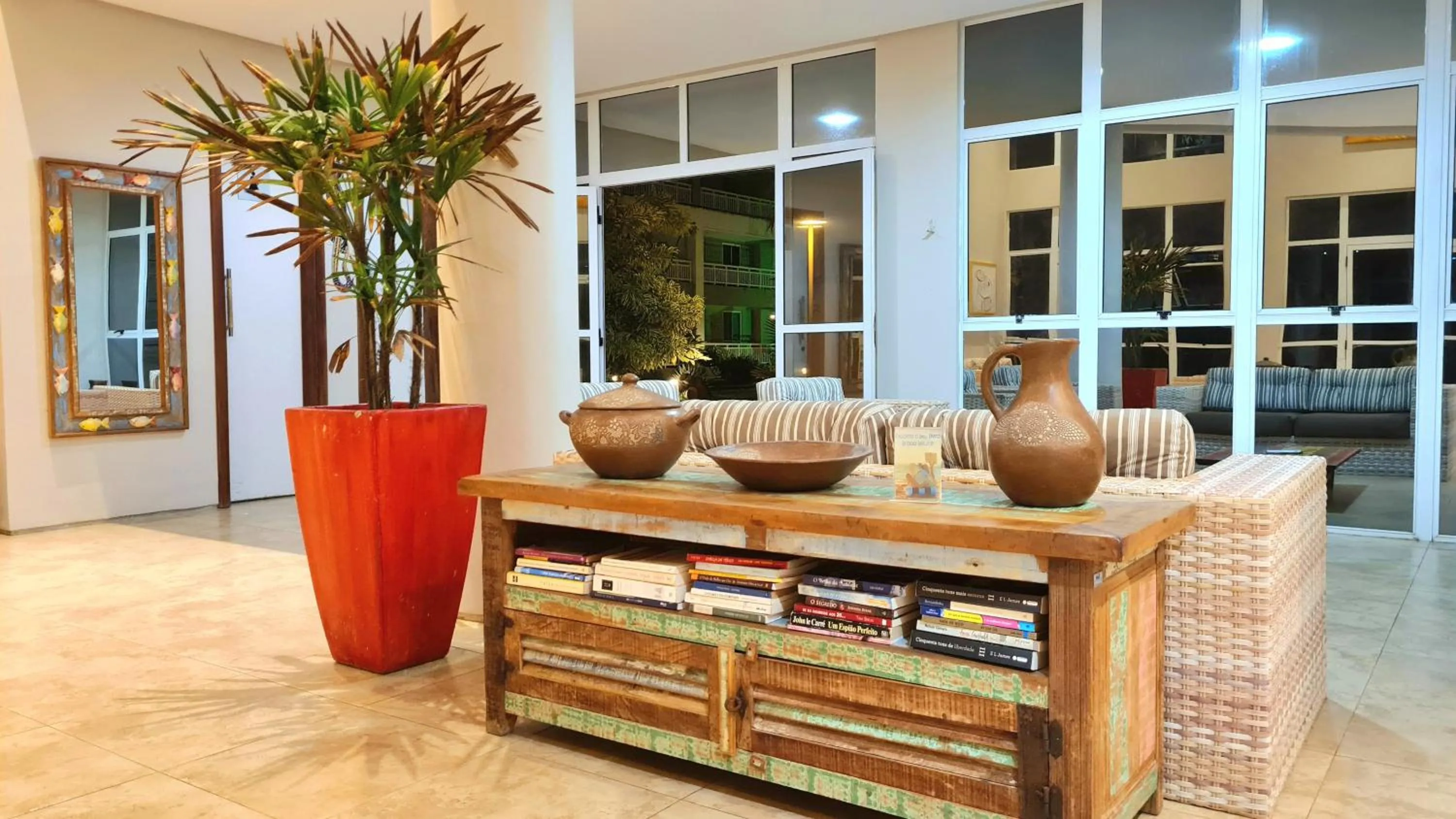 Library in Atlantic Palace Family inn