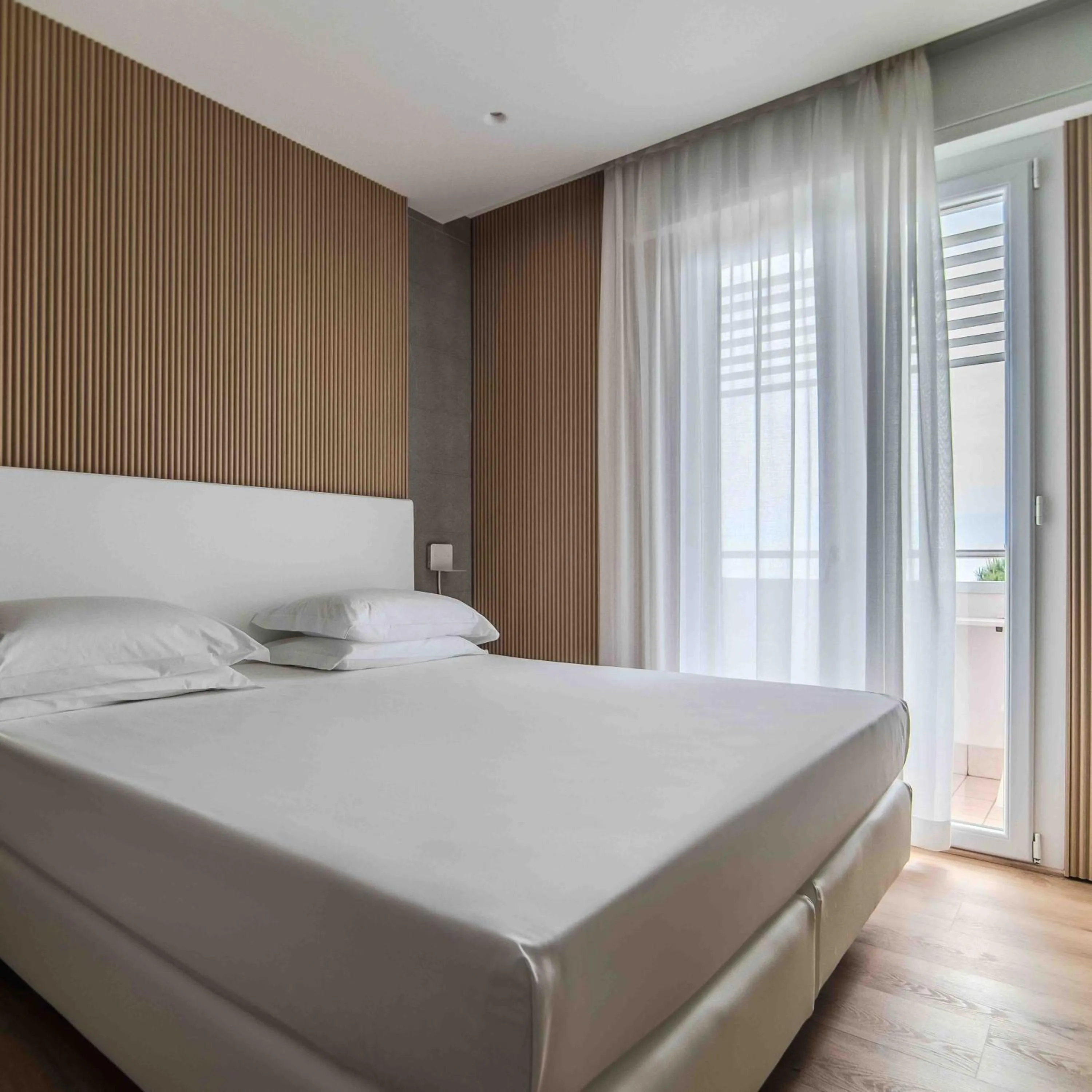 Bedroom, Bed in Hotel Cesare Augustus