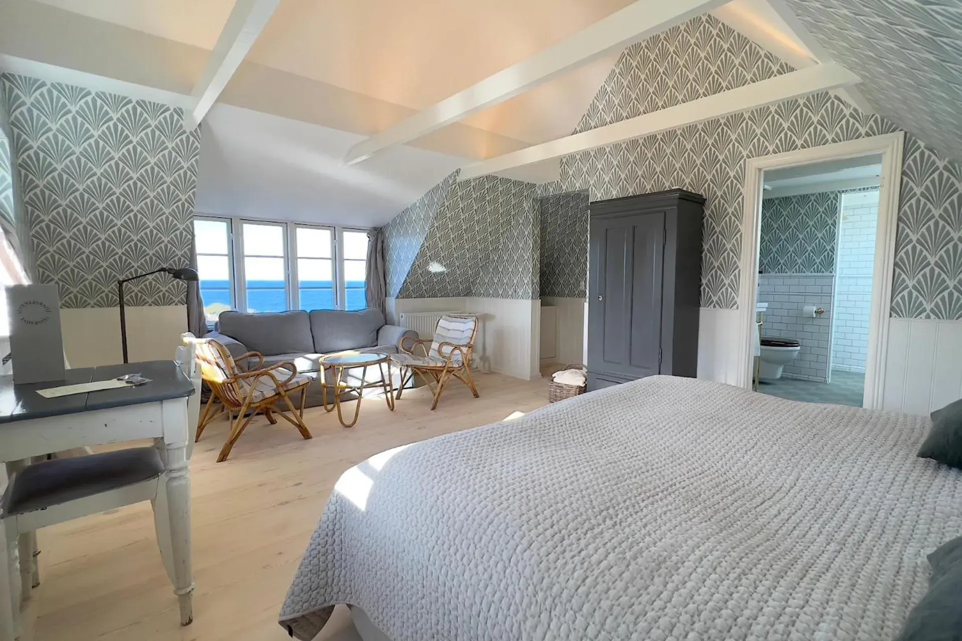 Deluxe Double Room - single occupancy in Stammershalle Badehotel Deluxe Double Room - single occupancy in Stammershalle Badehotel