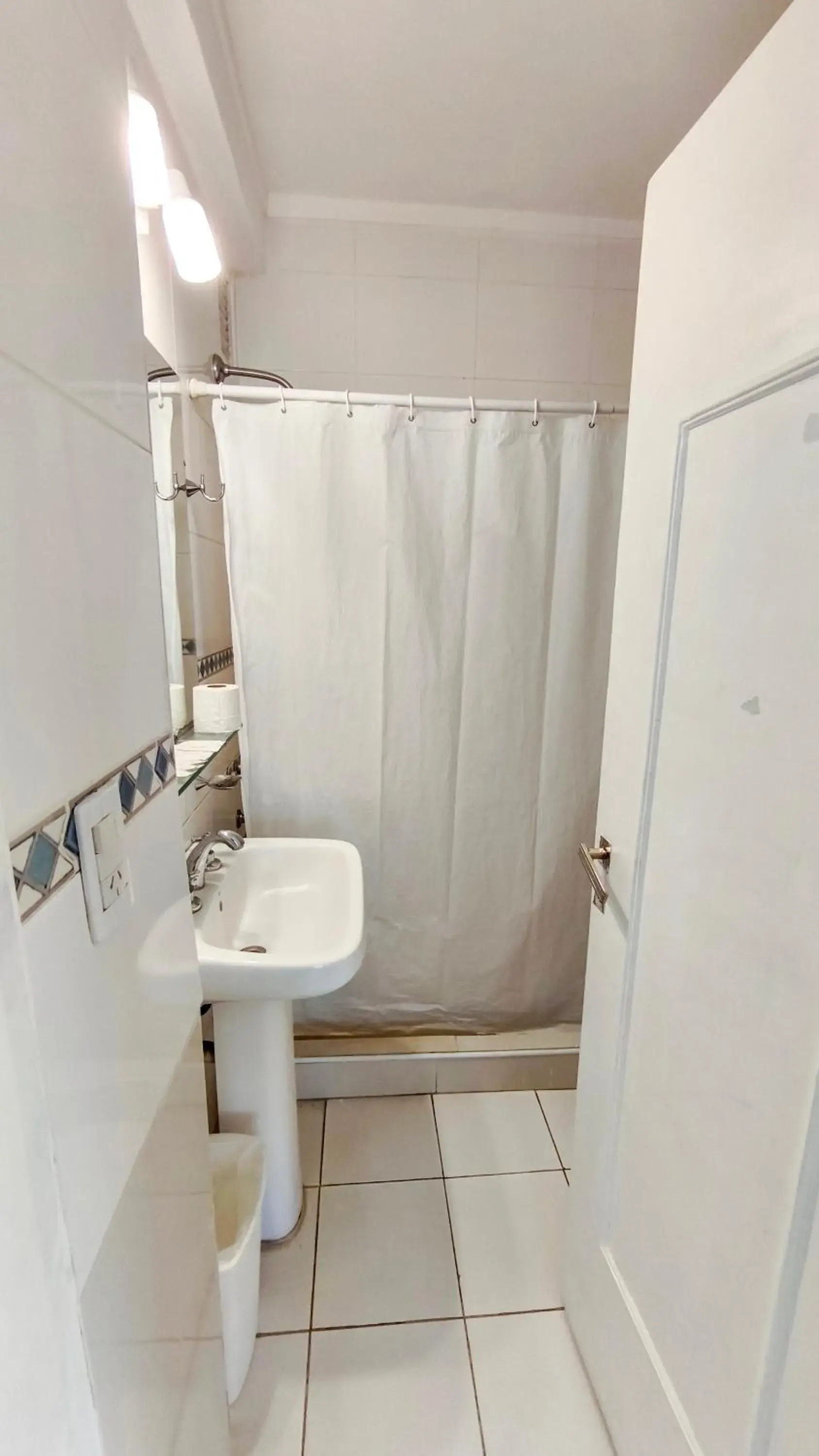 Shower in Argentino Hotel Shower in Argentino Hotel