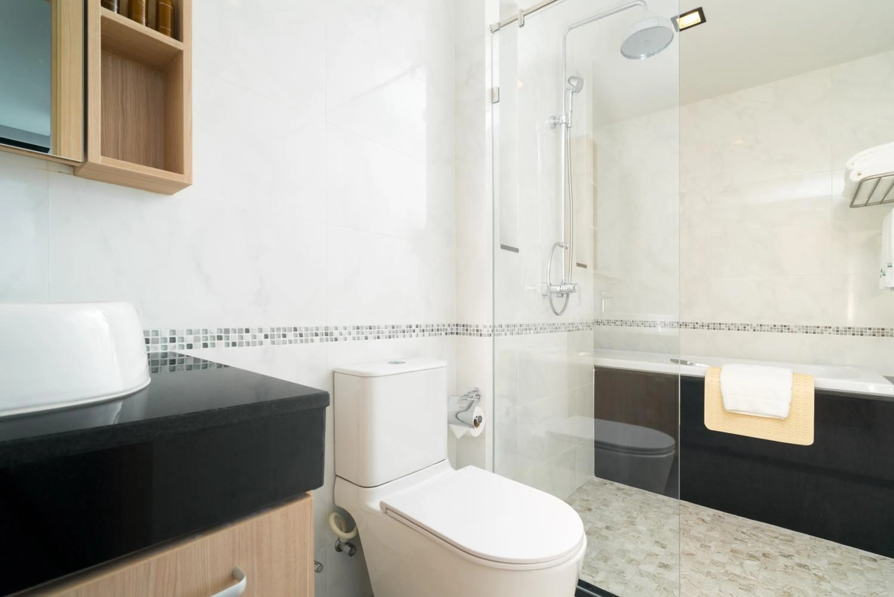 Shower in Grand Kata VIP - Kata Beach