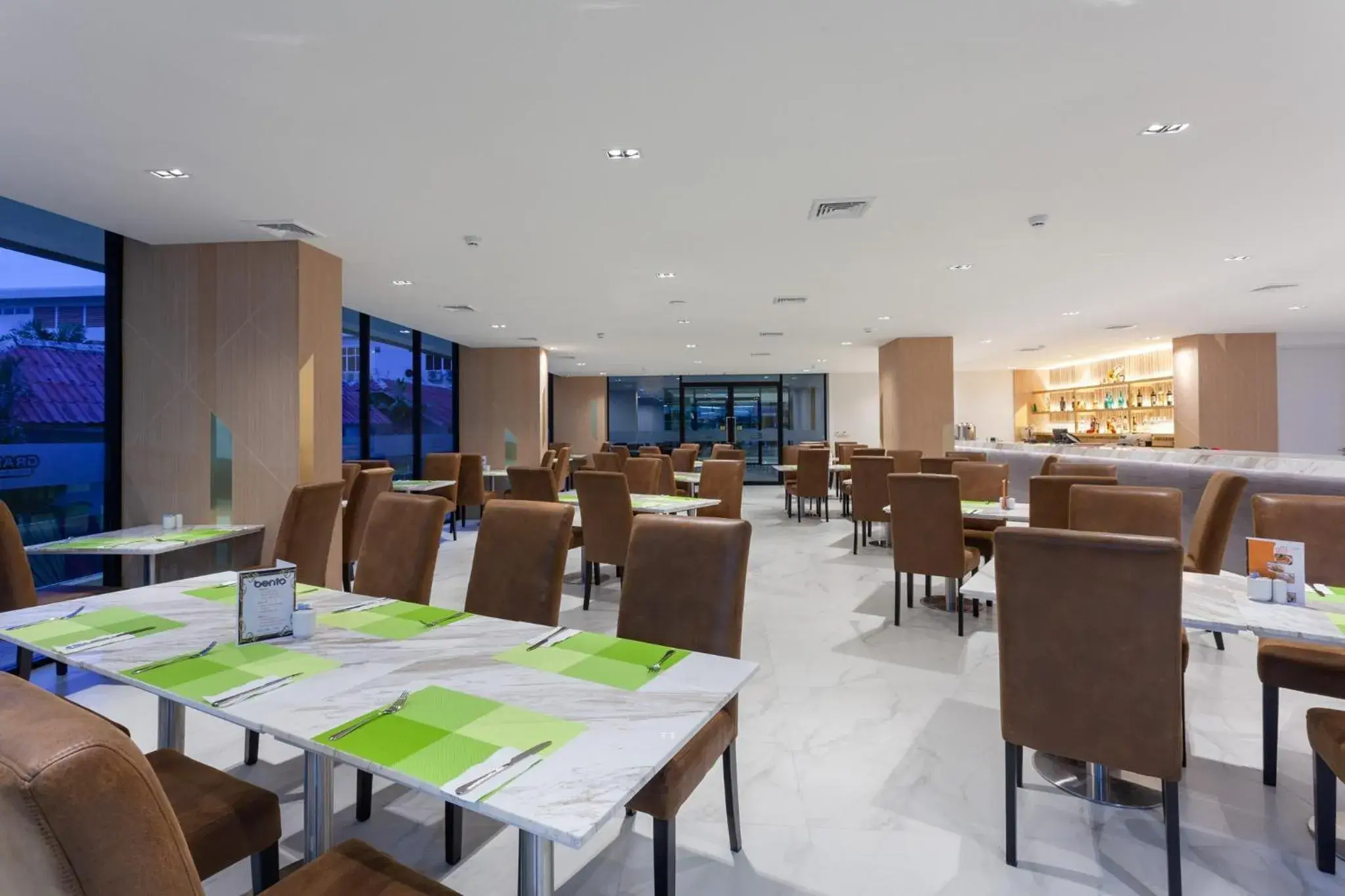 Restaurant/places to eat in Grand Kata VIP - Kata Beach Restaurant/places to eat in Grand Kata VIP - Kata Beach