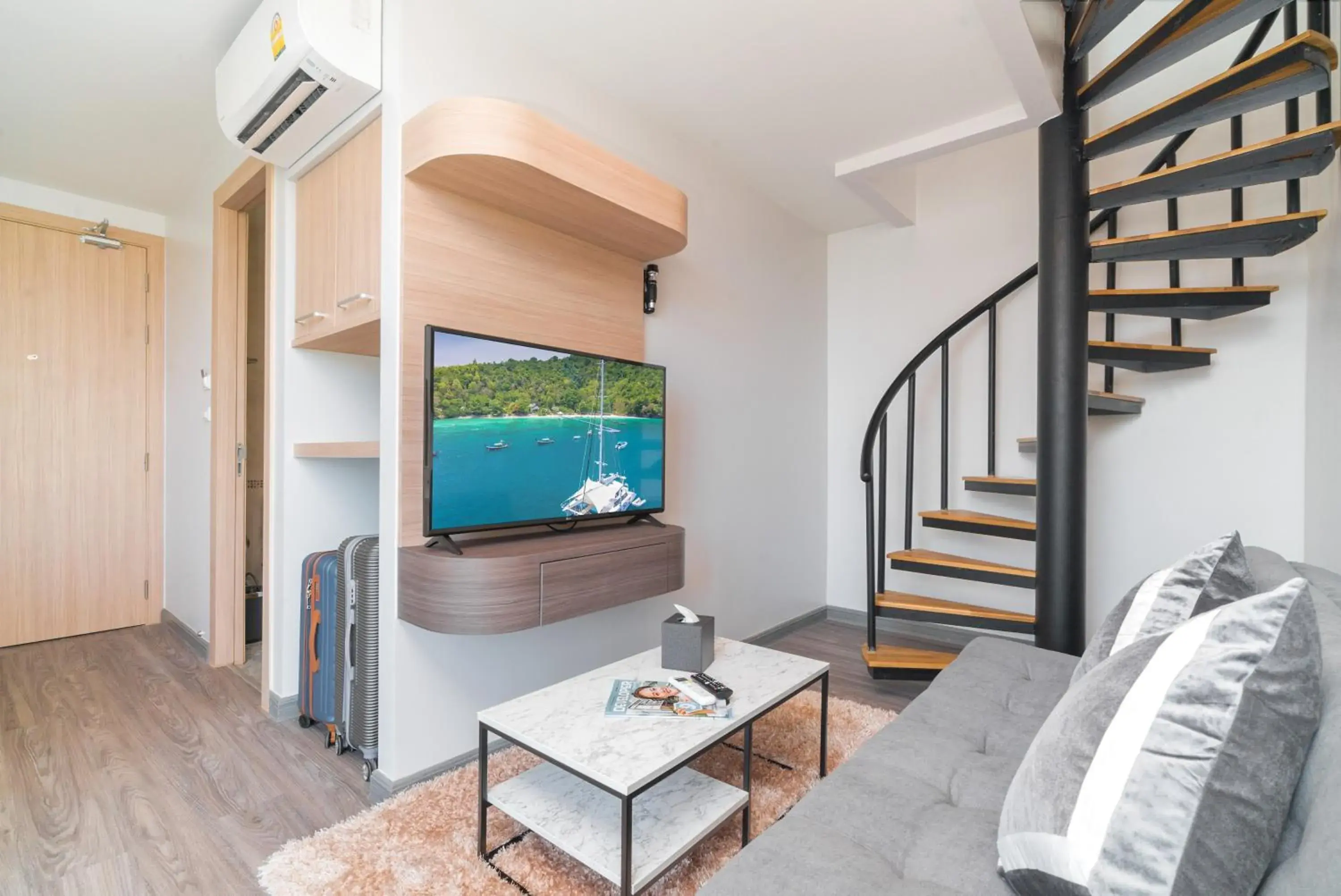 Living room in Grand Kata VIP - Kata Beach Living room in Grand Kata VIP - Kata Beach