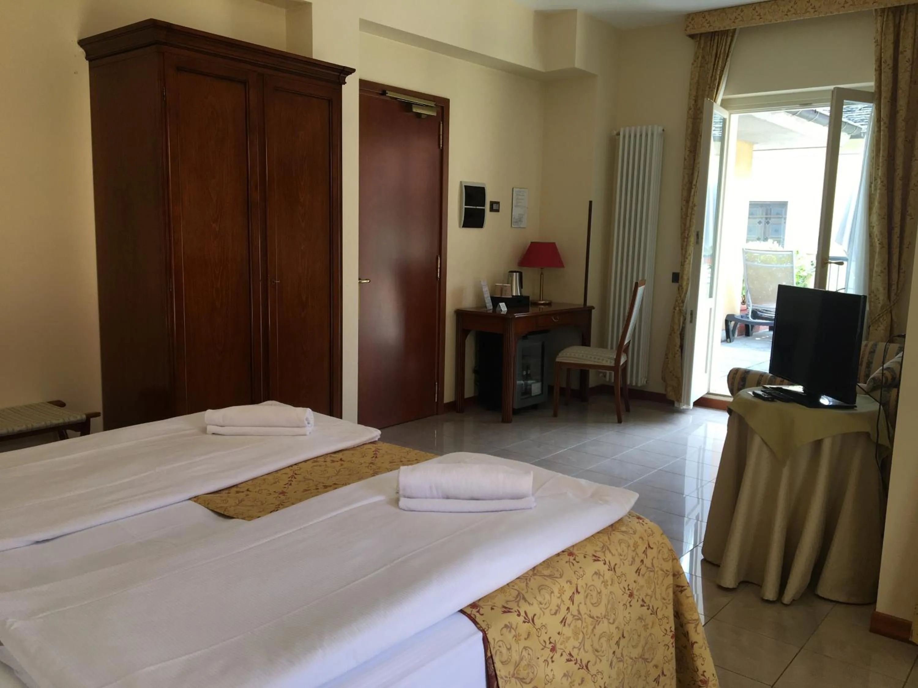 Photo of the whole room, Bed in LVG Hotel Collection - Il Portico