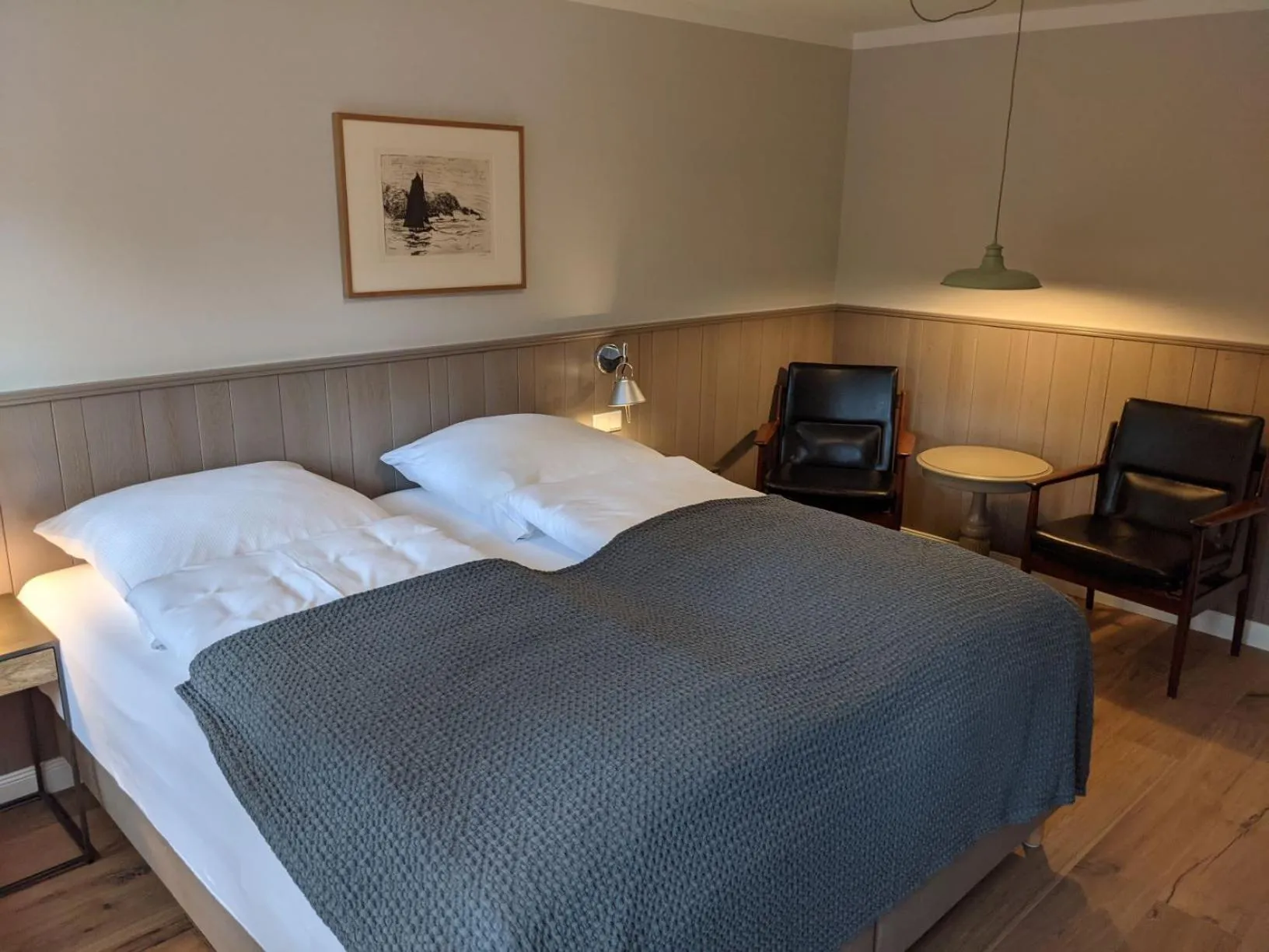 Photo of the whole room, Bed in Tetens Gasthof