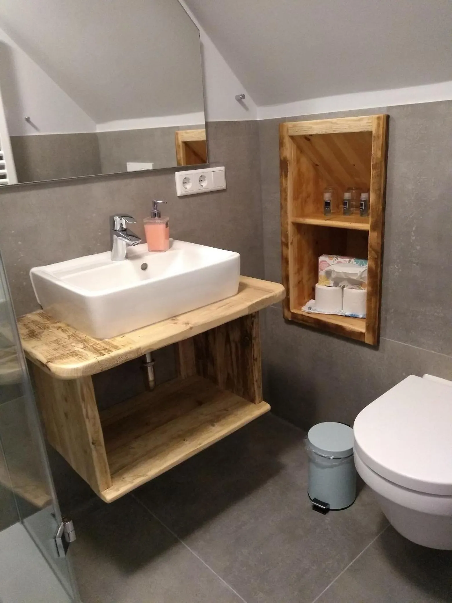 Bathroom in Tetens Gasthof