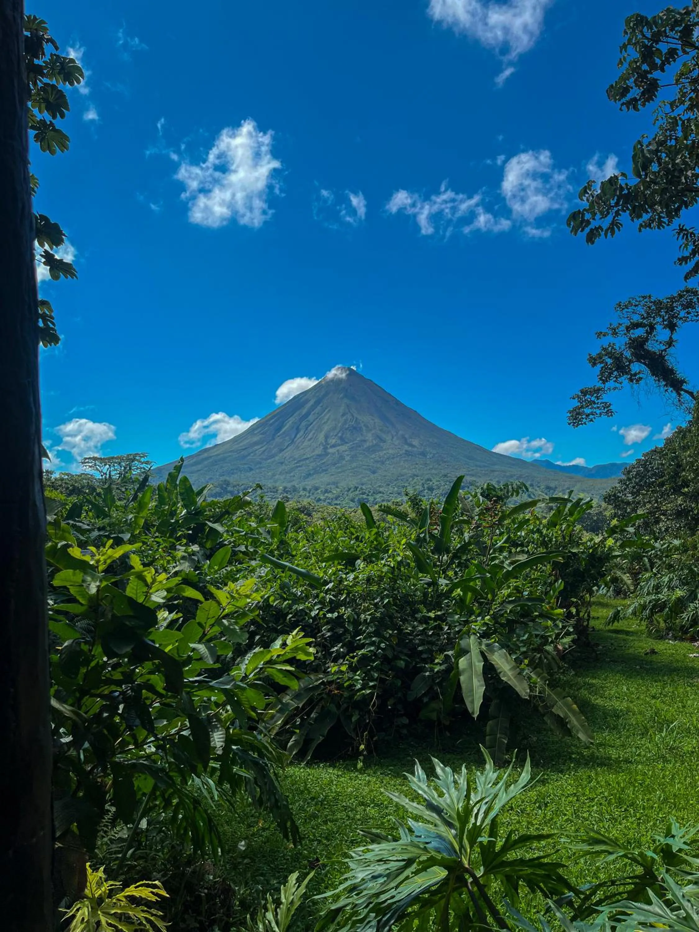 Mountain view in Arenal Roca Suites