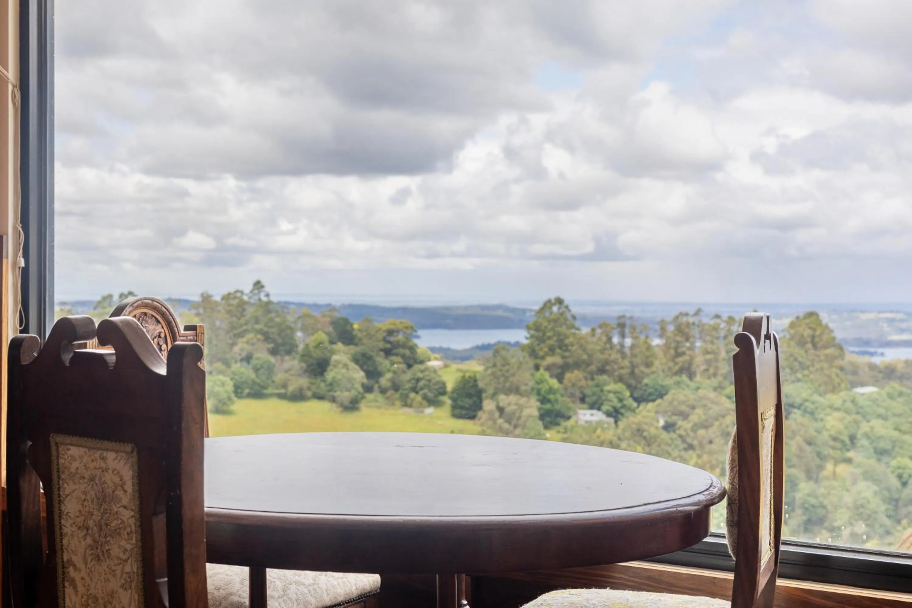 Mountain view in A Cottage with a View at Tudor Ridge